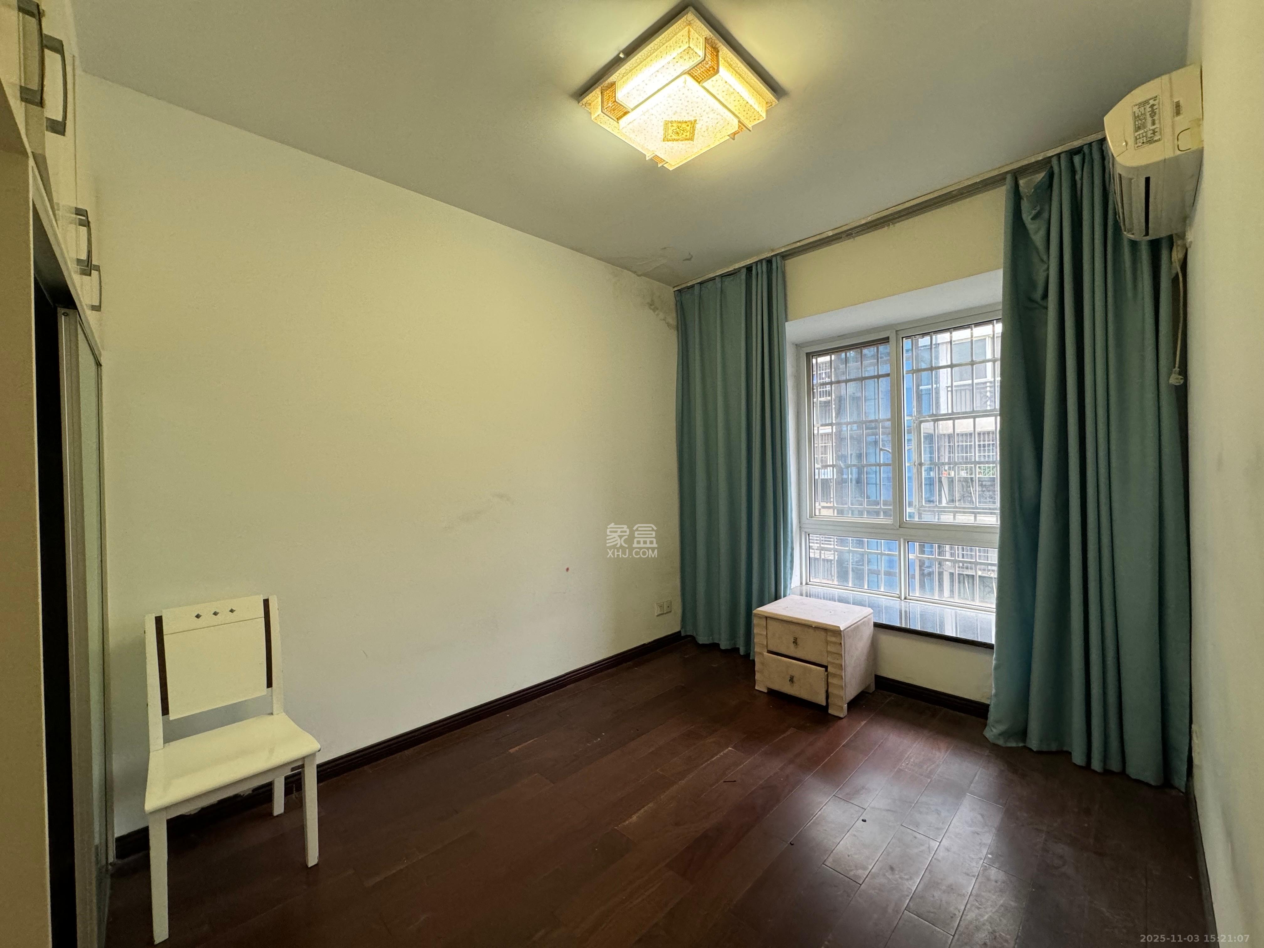 万鑫嘉园(万鑫阳光嘉园)  3室2厅2卫    1900.0元/月 万鑫嘉园(万鑫阳光嘉园)  3室2厅2卫    1900.0元/月室内图