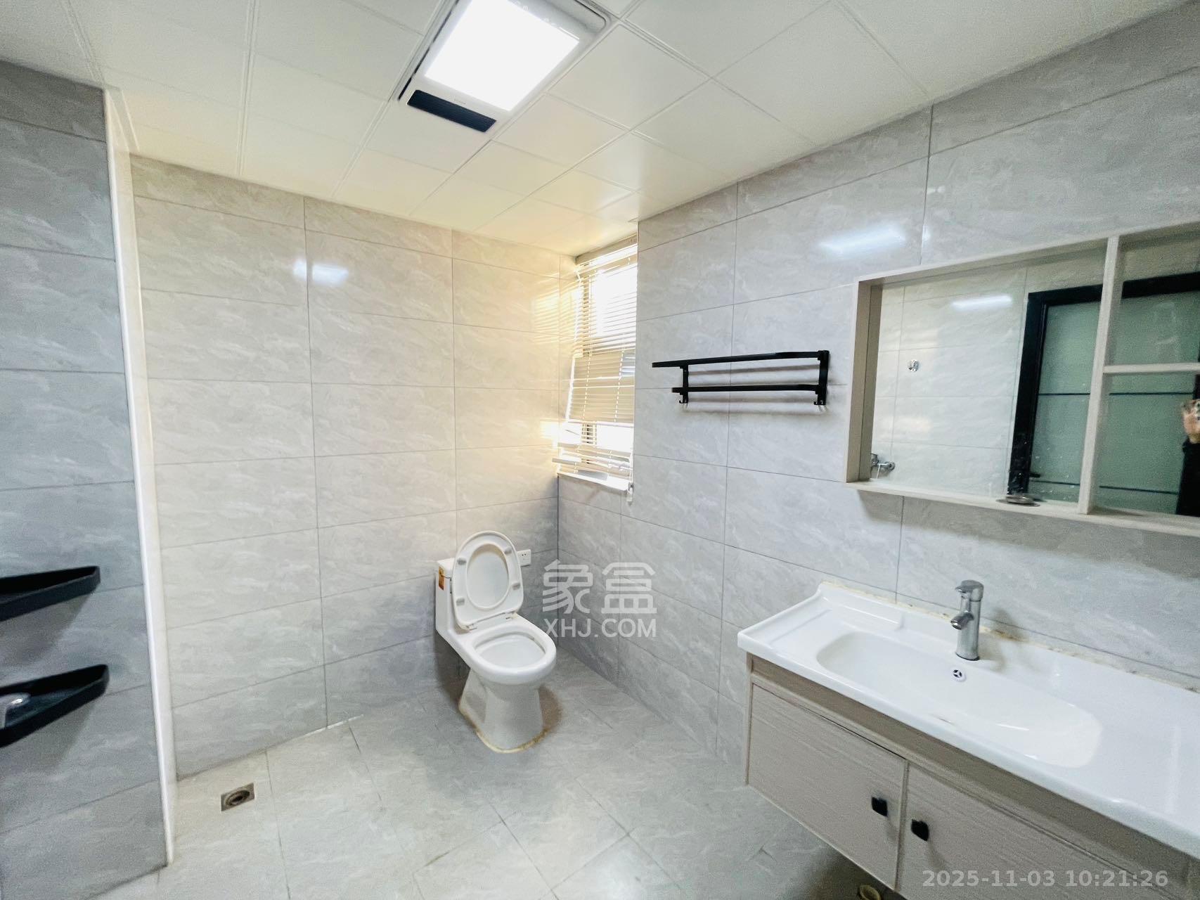 乾城（兴旺乾城）  4室2厅2卫    3000.0元/月室内图