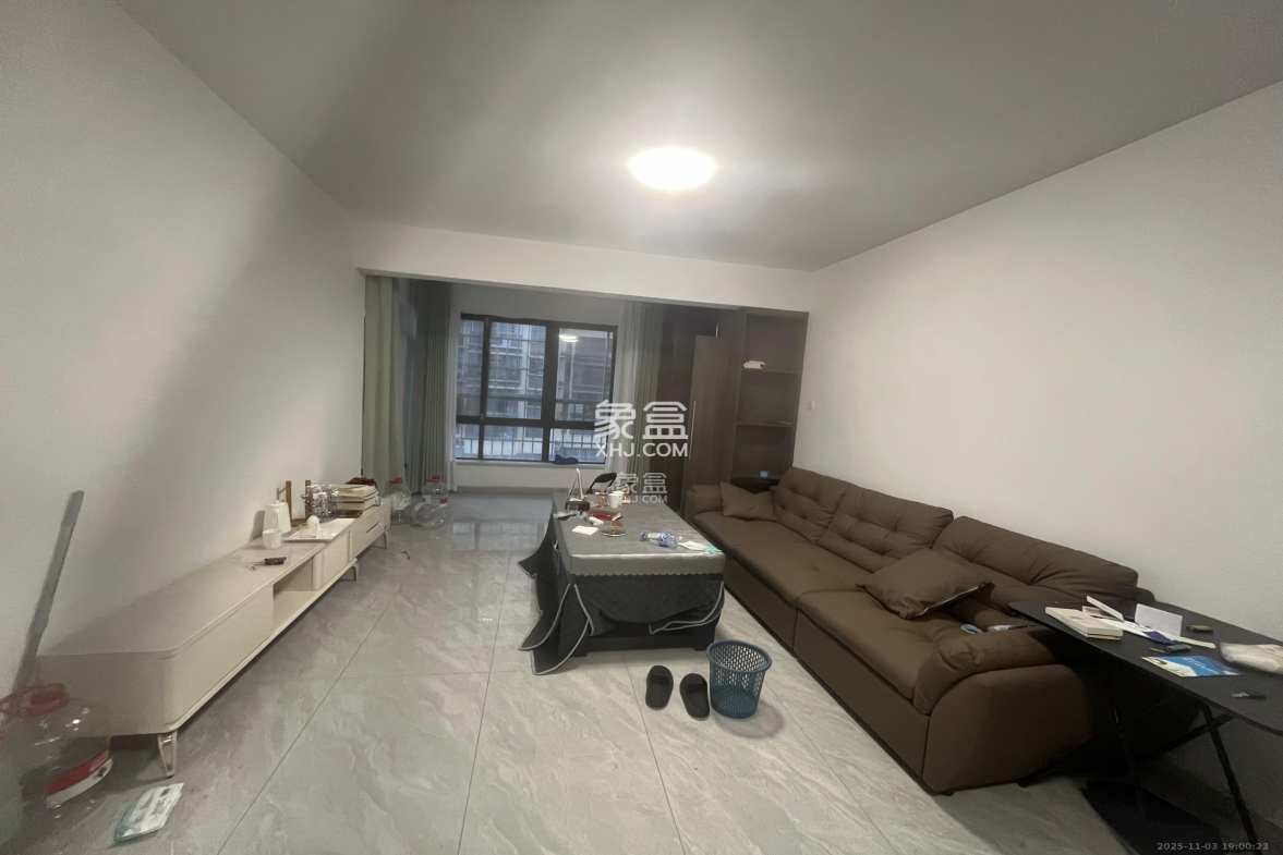 乐尚城 2室1厅1卫 2300.0元/月 乐尚城 2室1厅1卫 2300.0元/月室内图