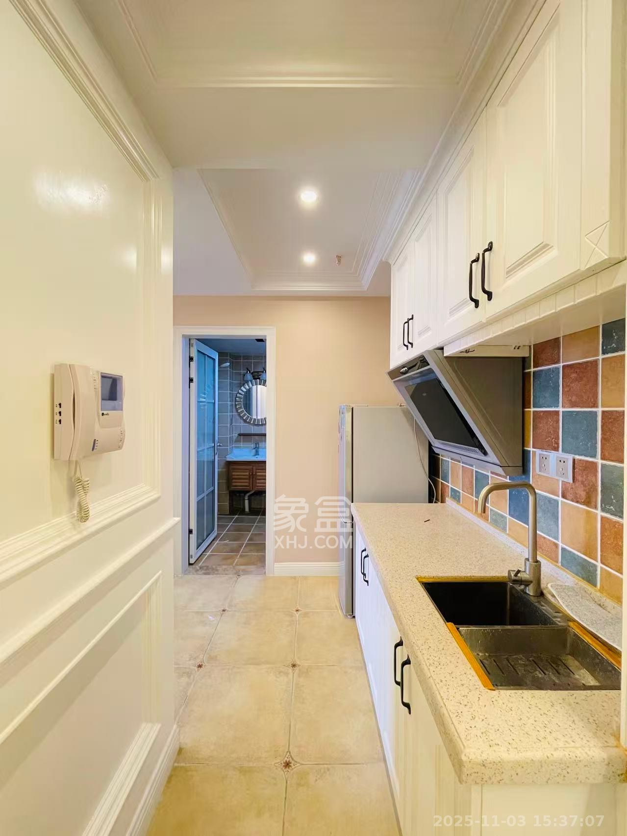 公园西郡  1室1厅1卫    2500.0元/月室内图