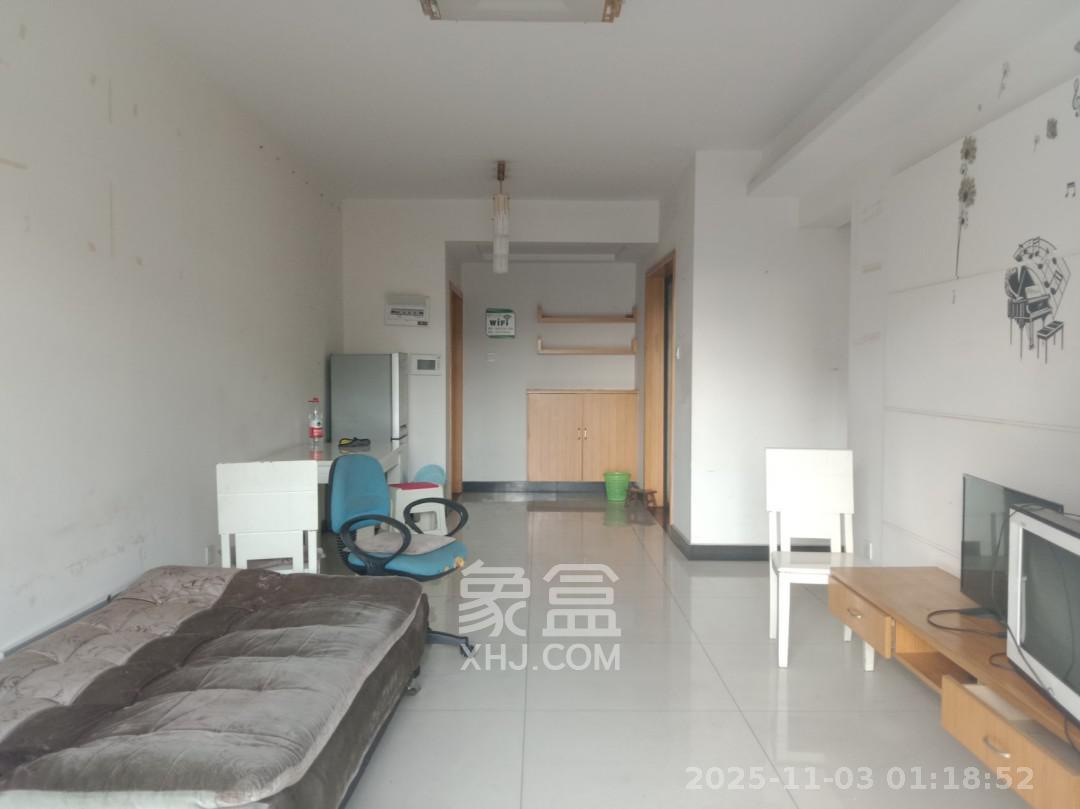 钰龙天下一期  1室2厅1卫    2200.0元/月室内图