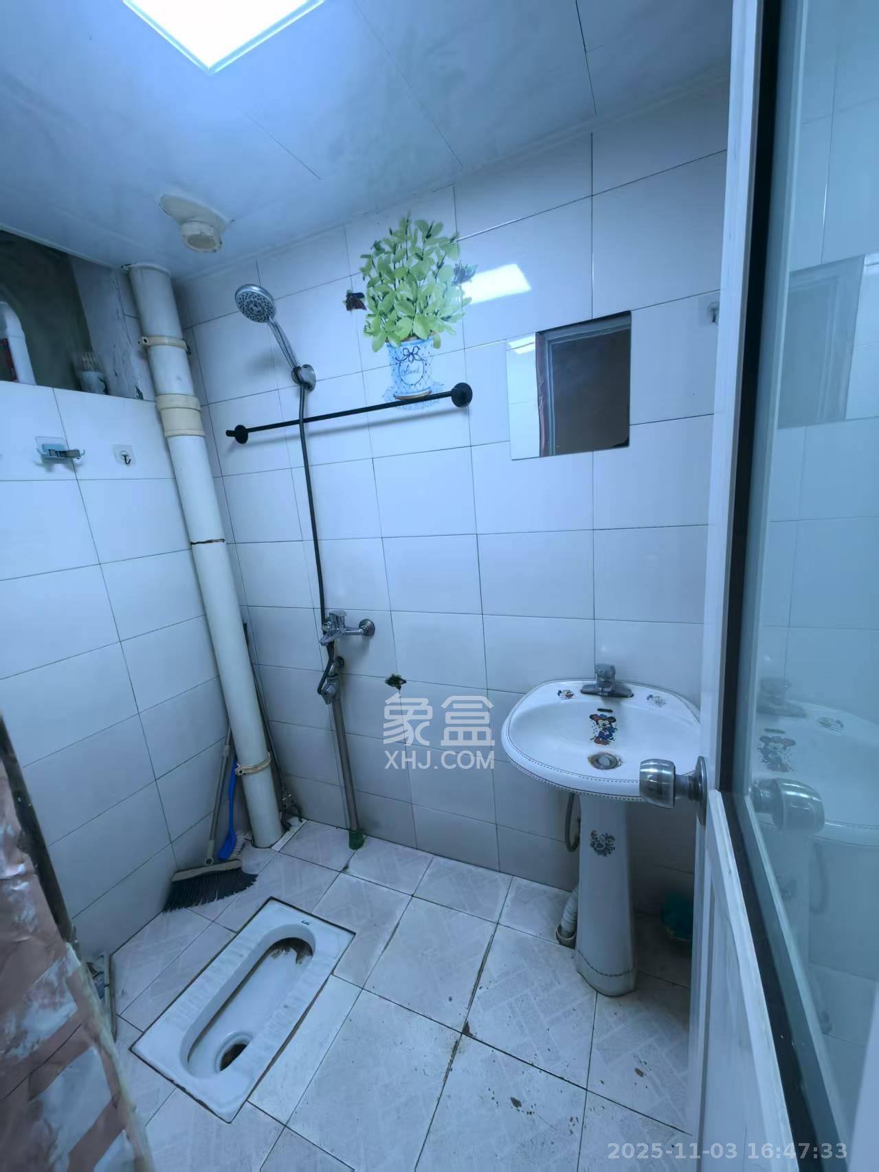 福城社区22片、23片安置小区  2室1厅1卫    1300.0元/月室内图