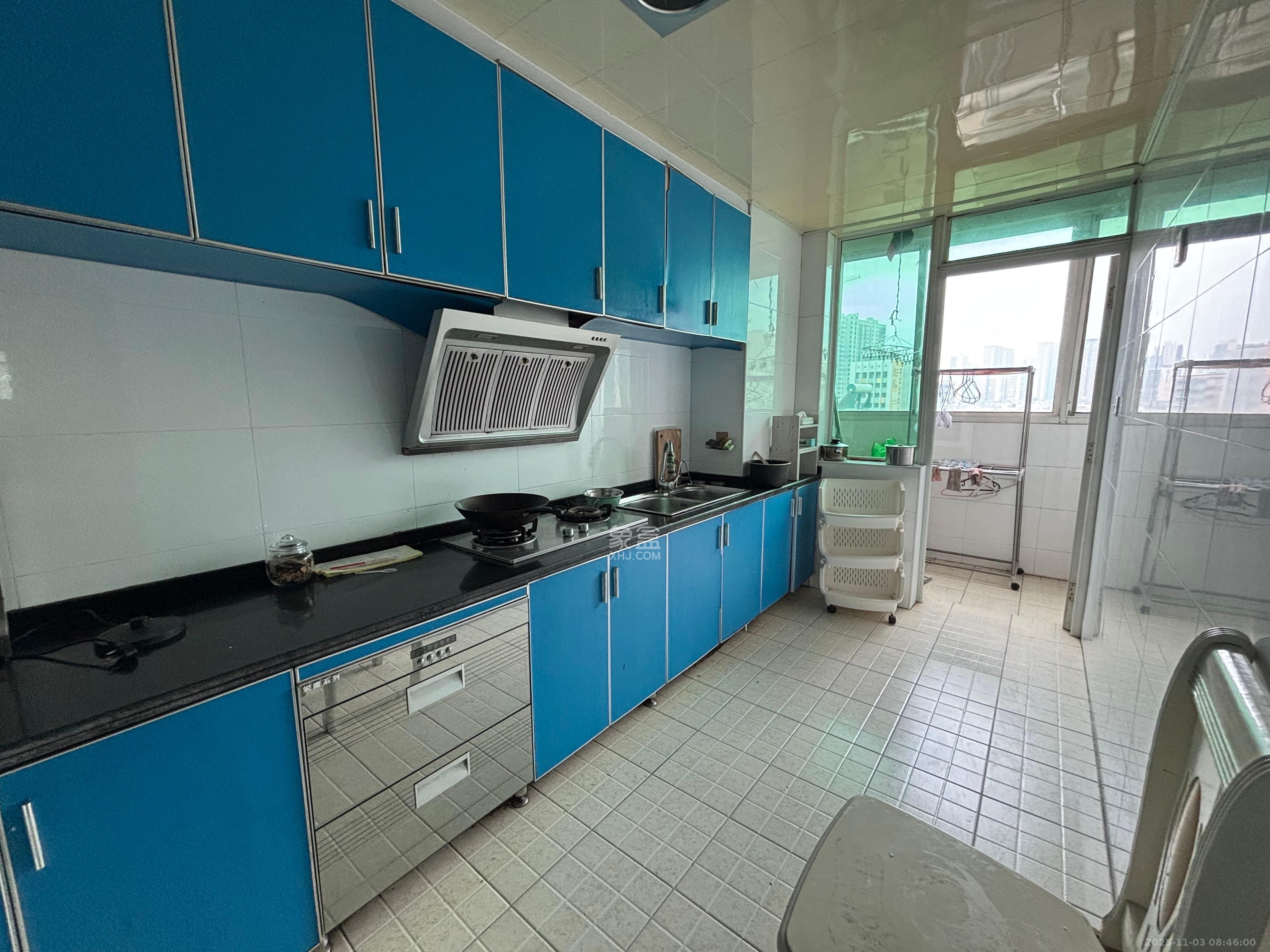 名都花园  3室2厅2卫    2800.0元/月室内图