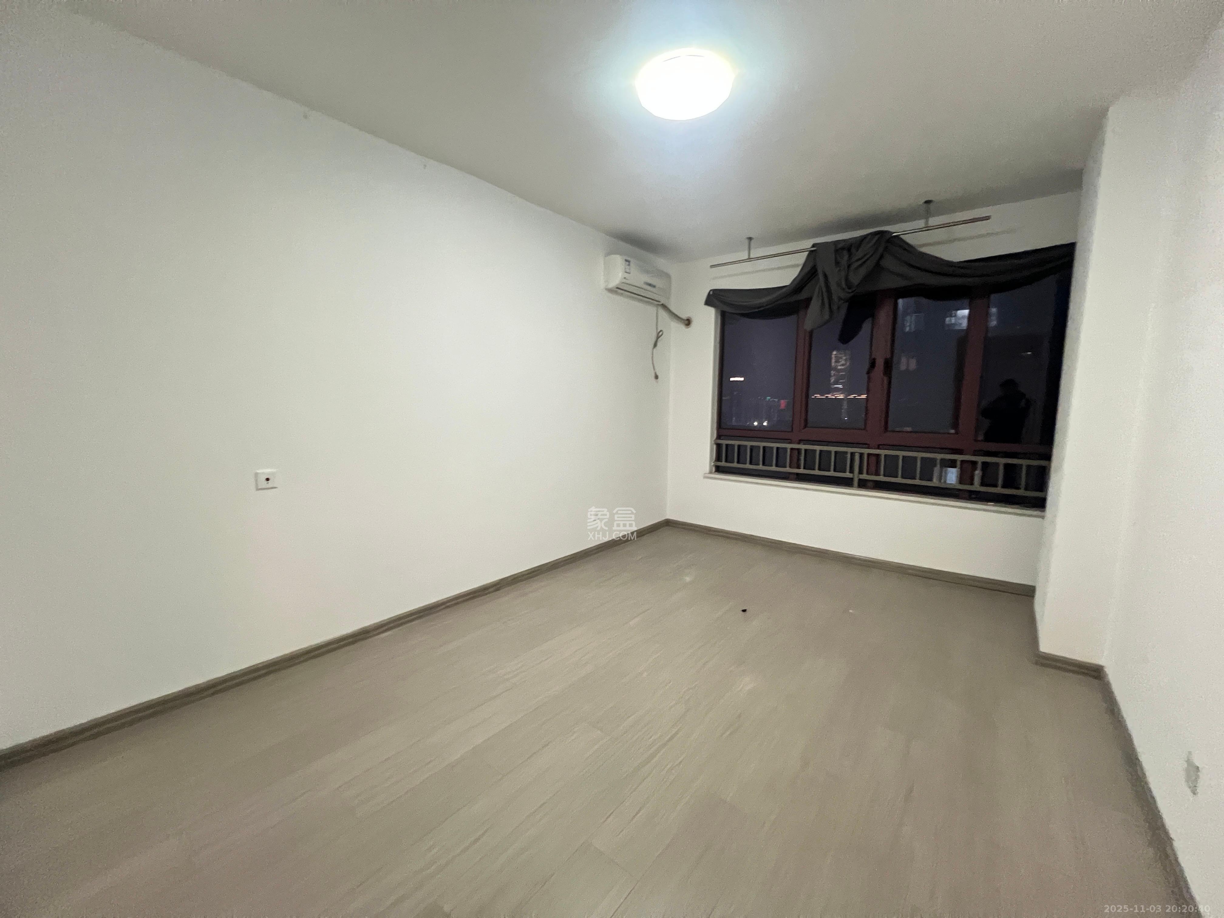 中惠锦堂 3室2厅2卫 3100.0元/月 中惠锦堂 3室2厅2卫 3100.0元/月室内图