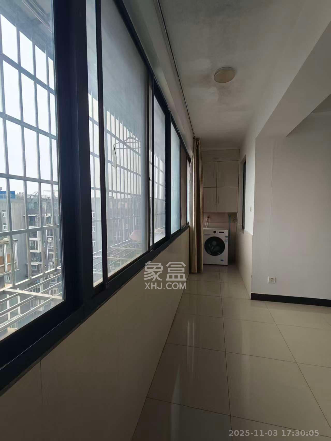 生活艺术城 1室1厅1卫 1500.0元/月 生活艺术城 1室1厅1卫 1500.0元/月室内图