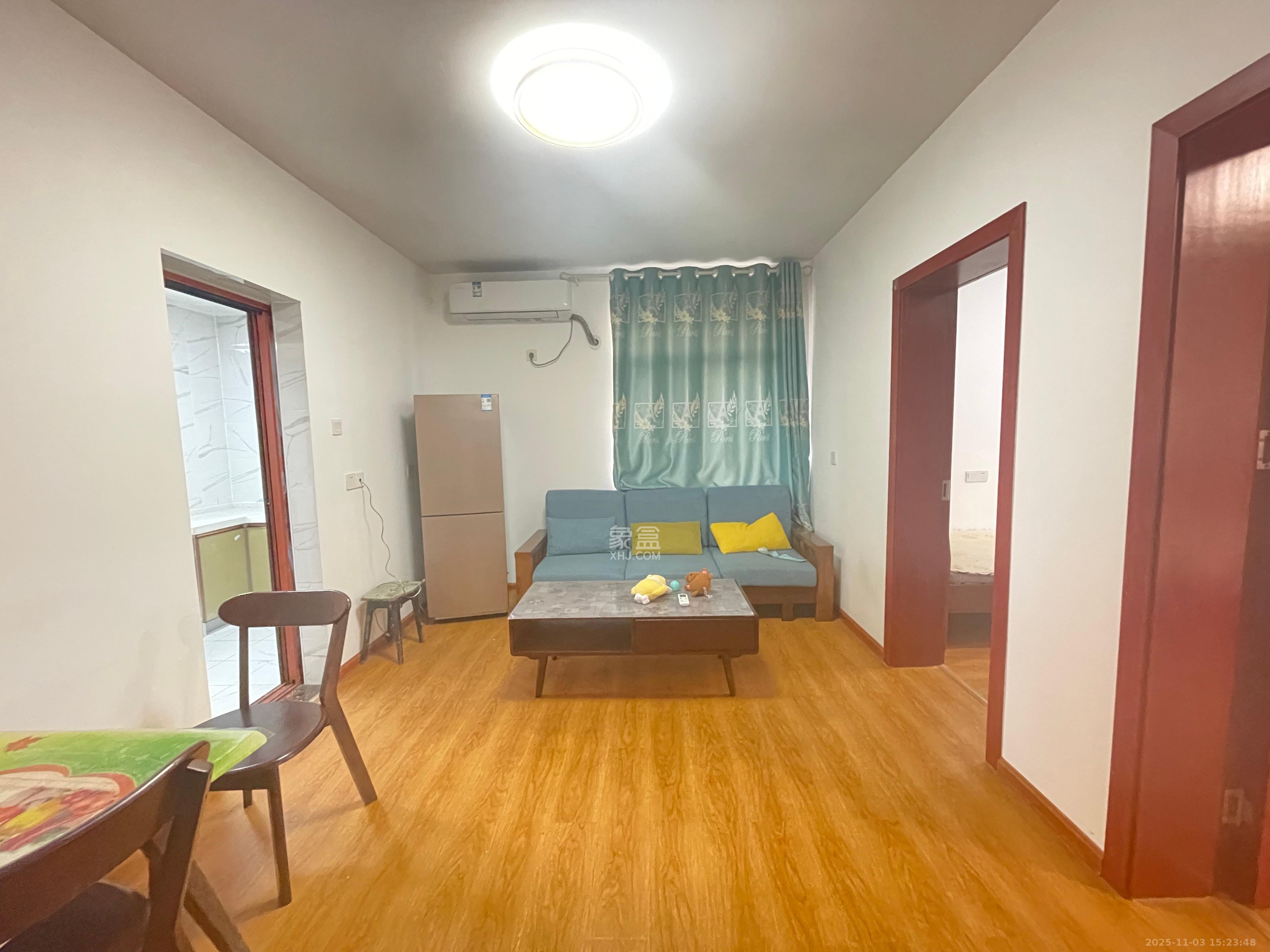 涂家冲社区（涂新小区、农商银行宿舍）  2室2厅1卫    2000.0元/月室内图1