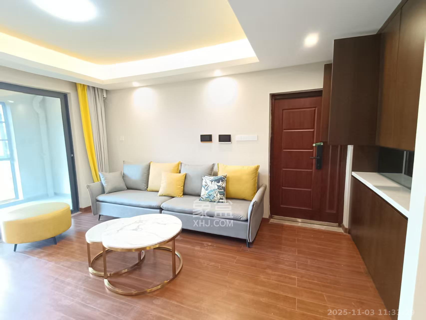 荣泰广场  3室2厅2卫    2800.0元/月室内图