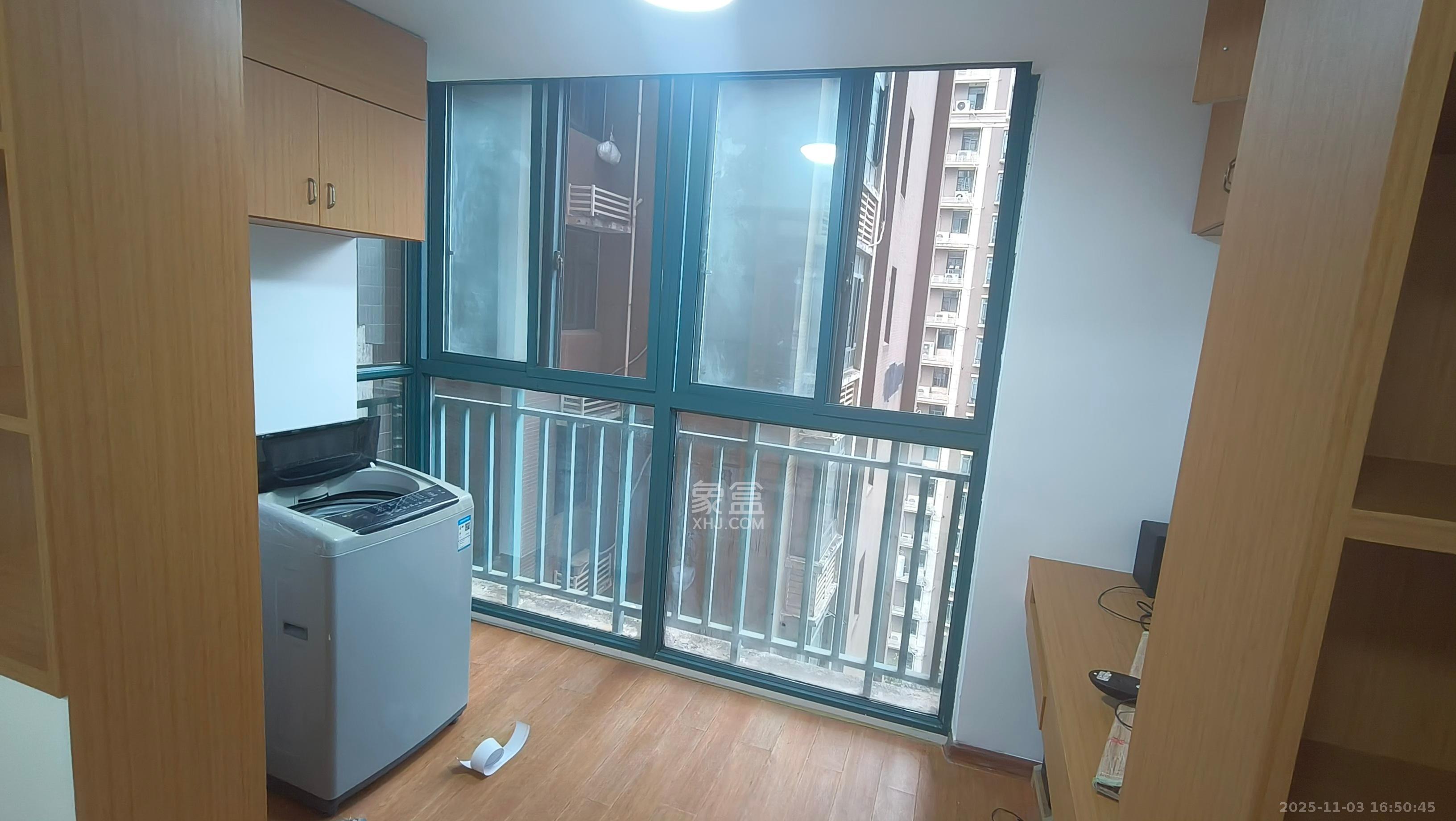 中江国际花城  2室2厅1卫    2500.0元/月室内图