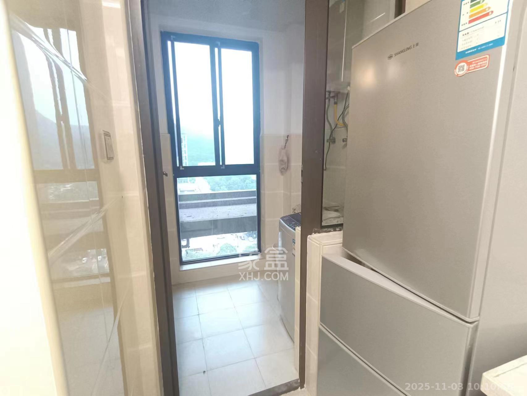 金茂梅溪湖  2室2厅1卫    2500.0元/月室内图