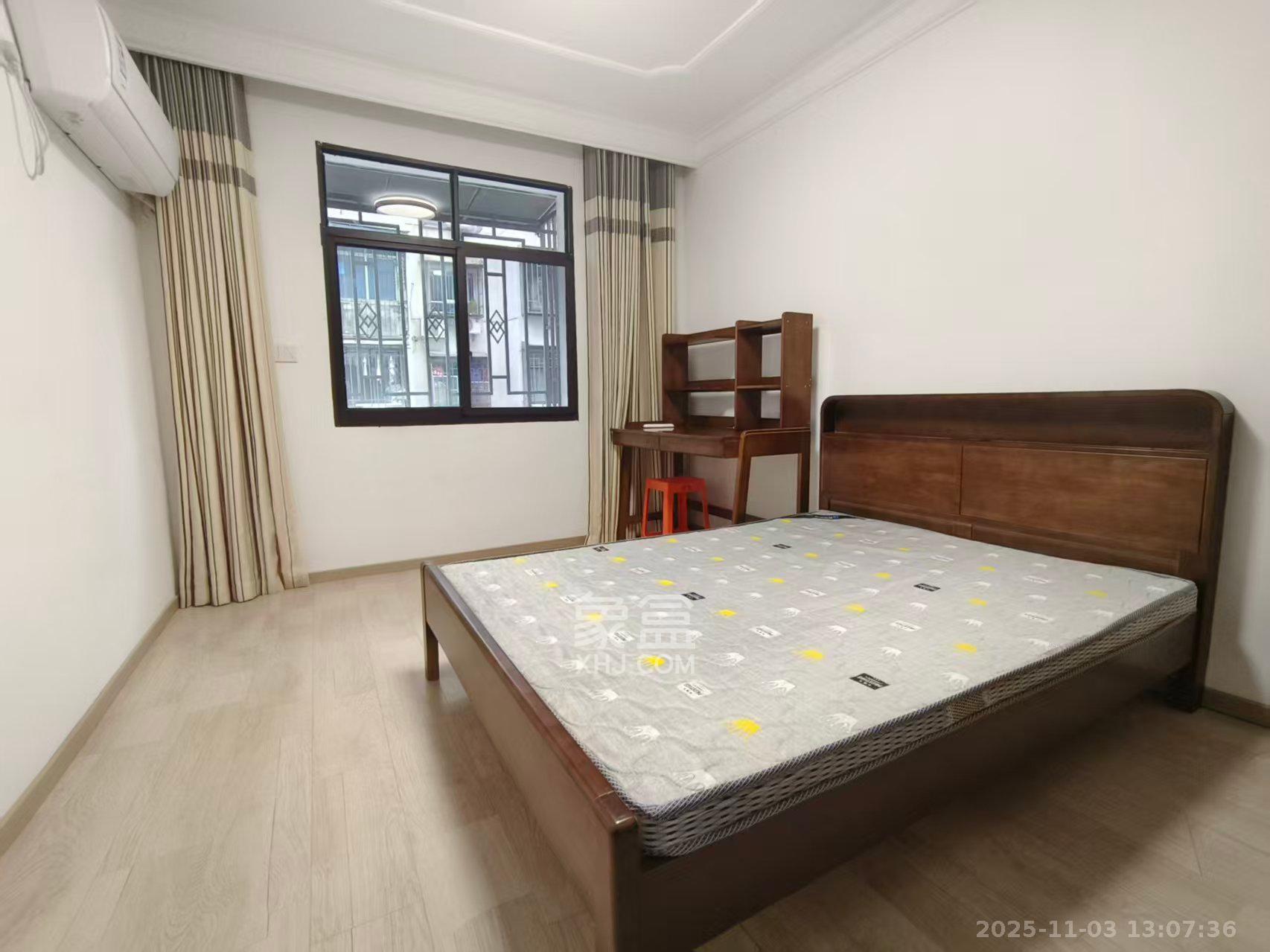 文庙坪小区  2室1厅1卫    2800.0元/月室内图