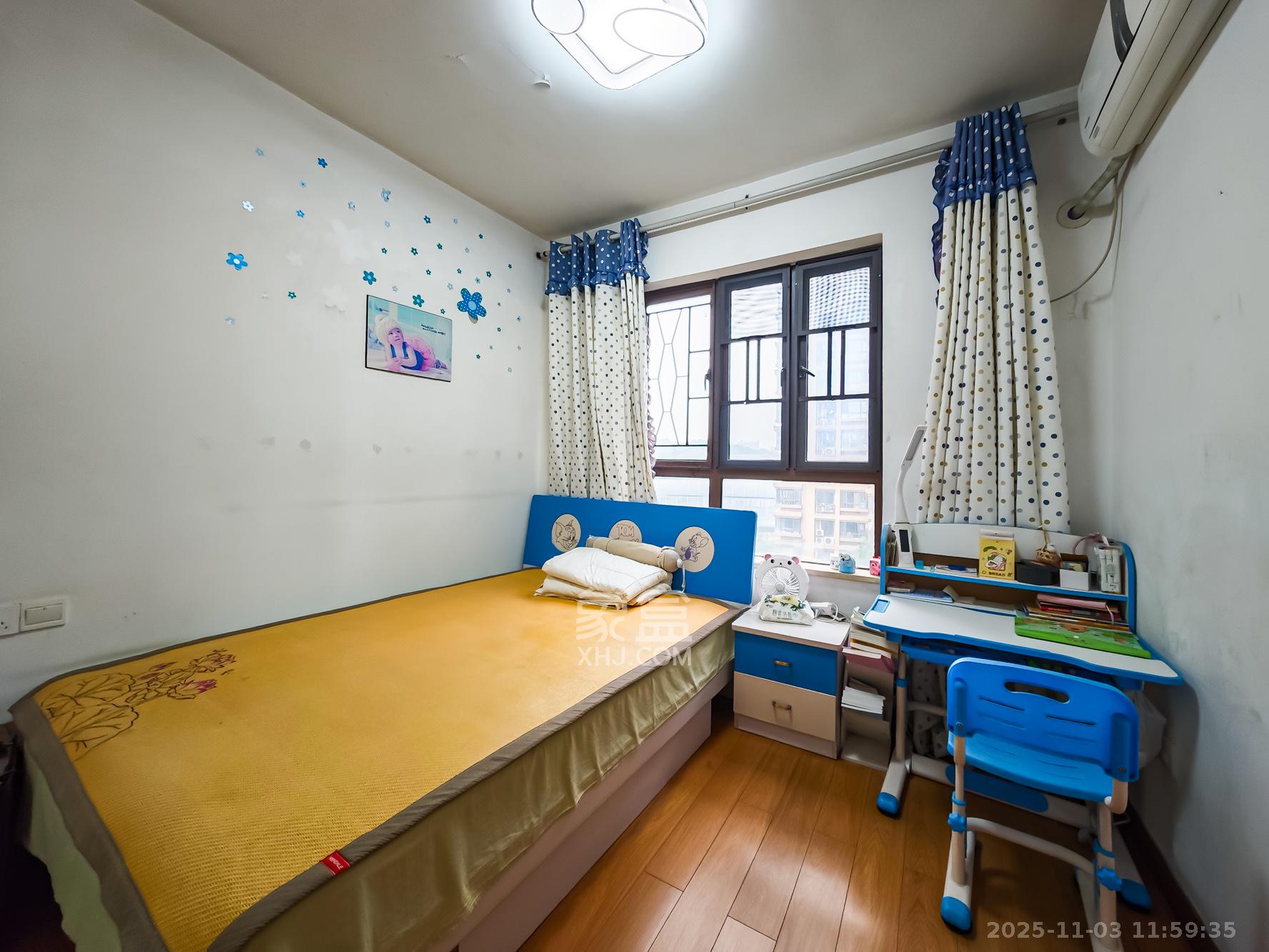 山语城二期 3室2厅1卫 76.8万 山语城二期 3室2厅1卫 76.8万卧室