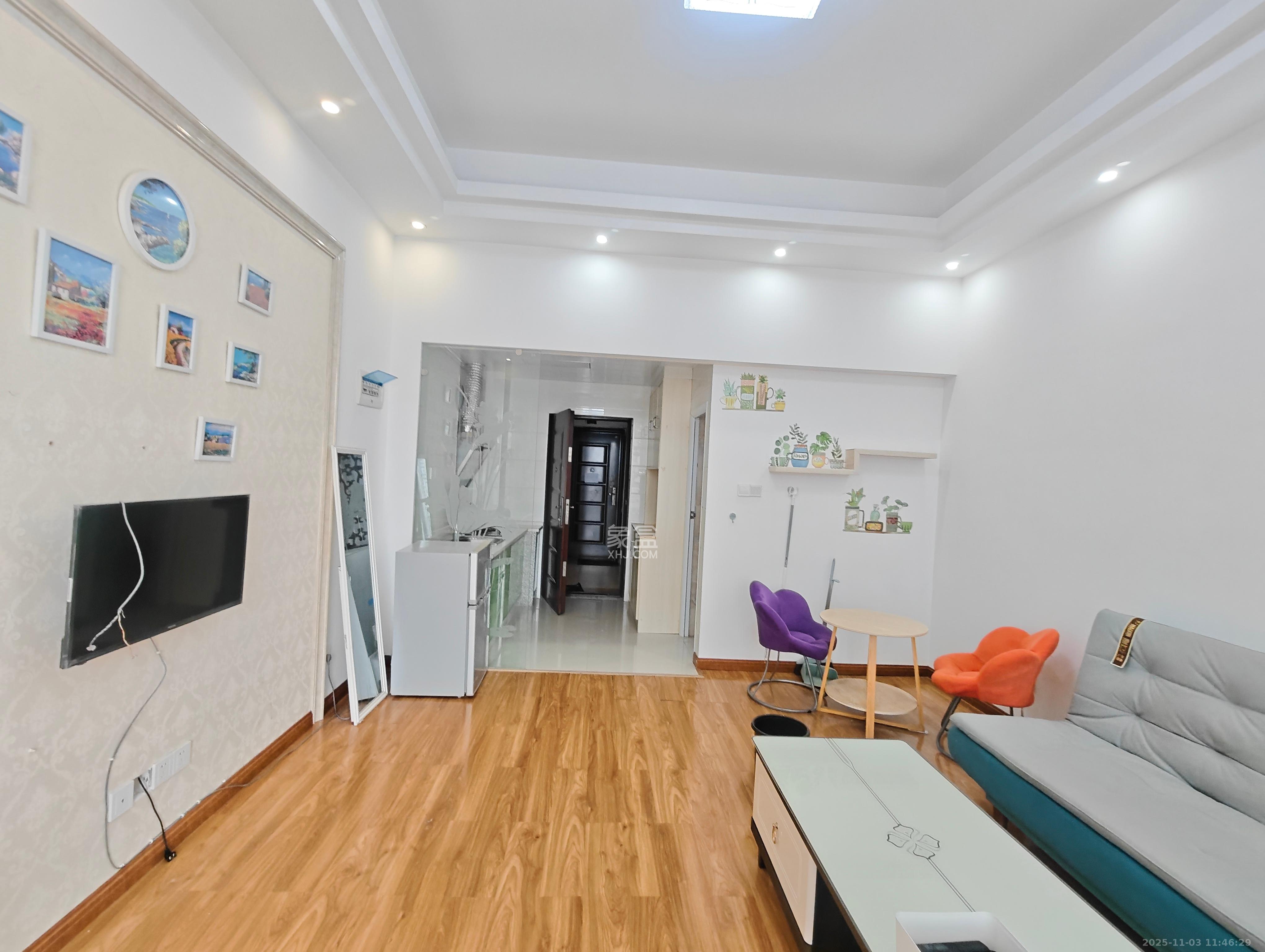 西湖星城公馆  1室1厅1卫    1000.0元/月室内图