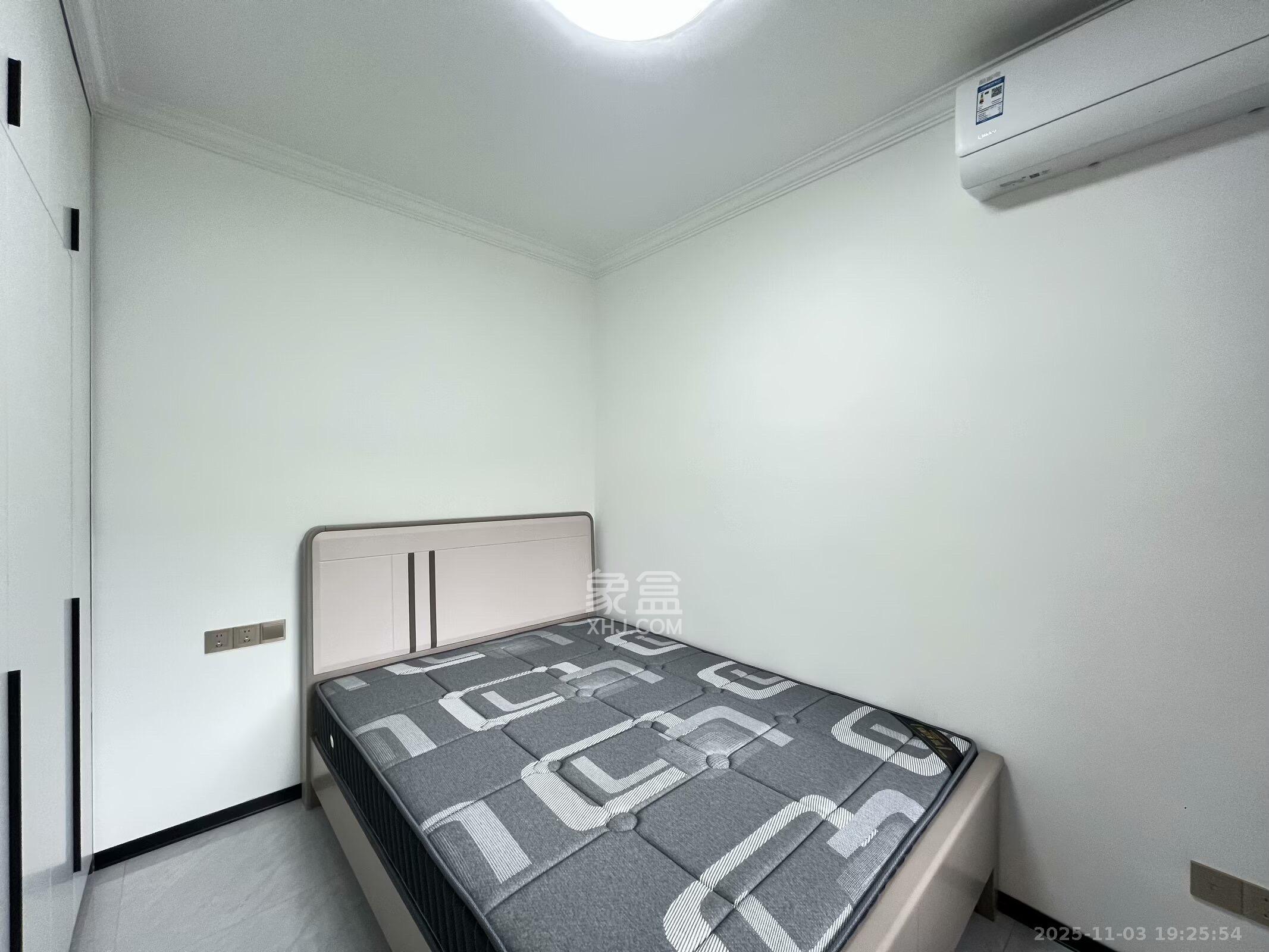 嘉雨东苑  2室1厅1卫    2900.0元/月室内图