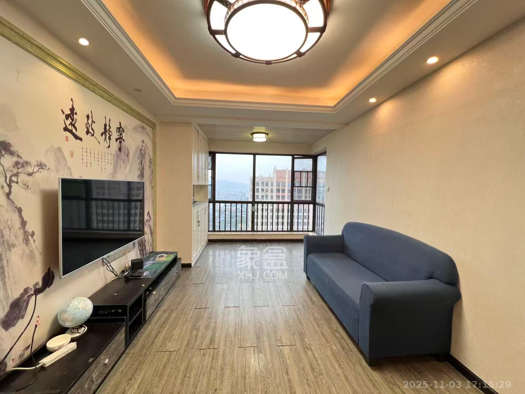 合能洋湖公馆  3室2厅1卫    2600.0元/月