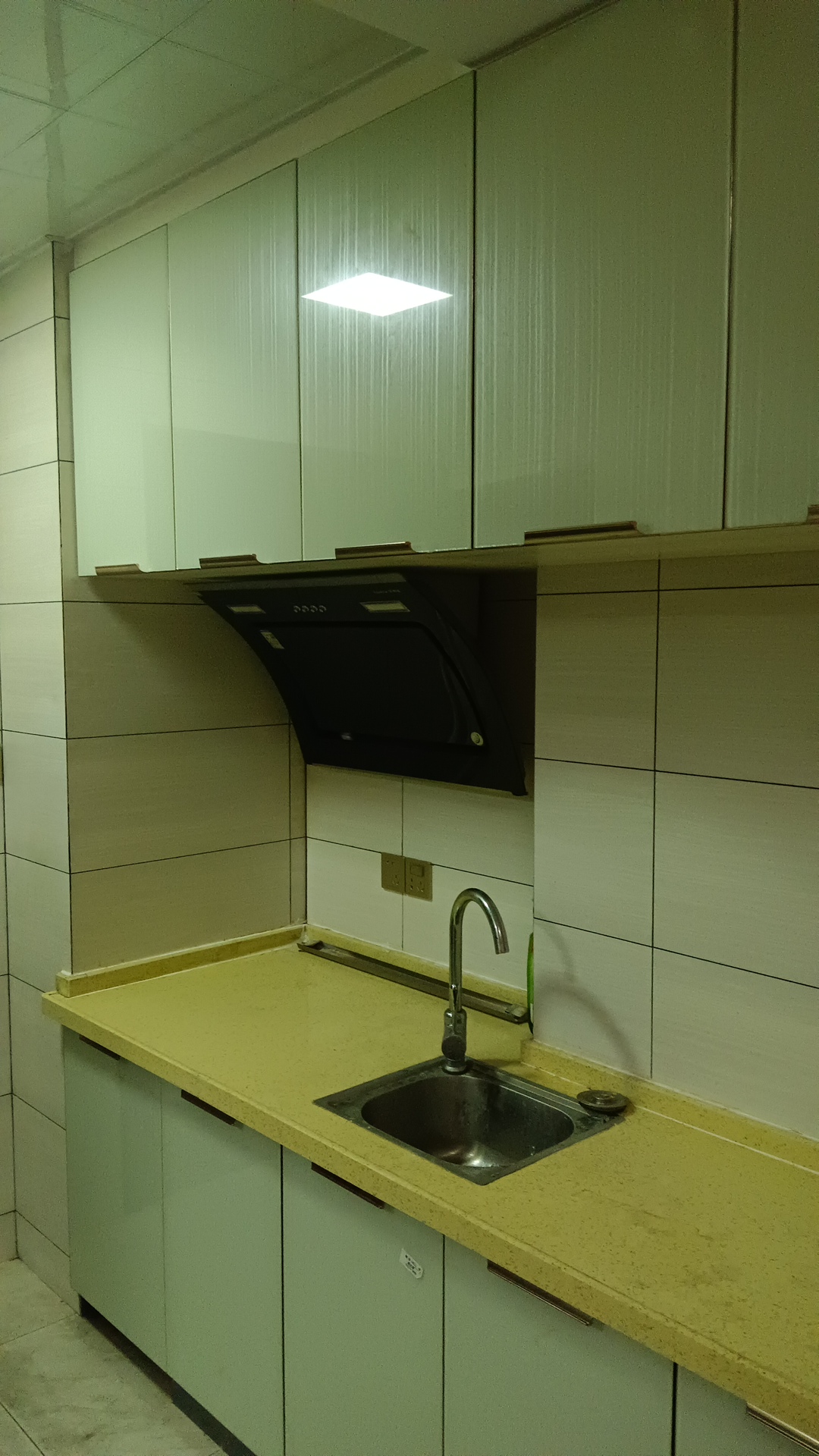 南苑上和二期 1室1厅1卫 1000.0元/月 南苑上和二期 1室1厅1卫 1000.0元/月室内图