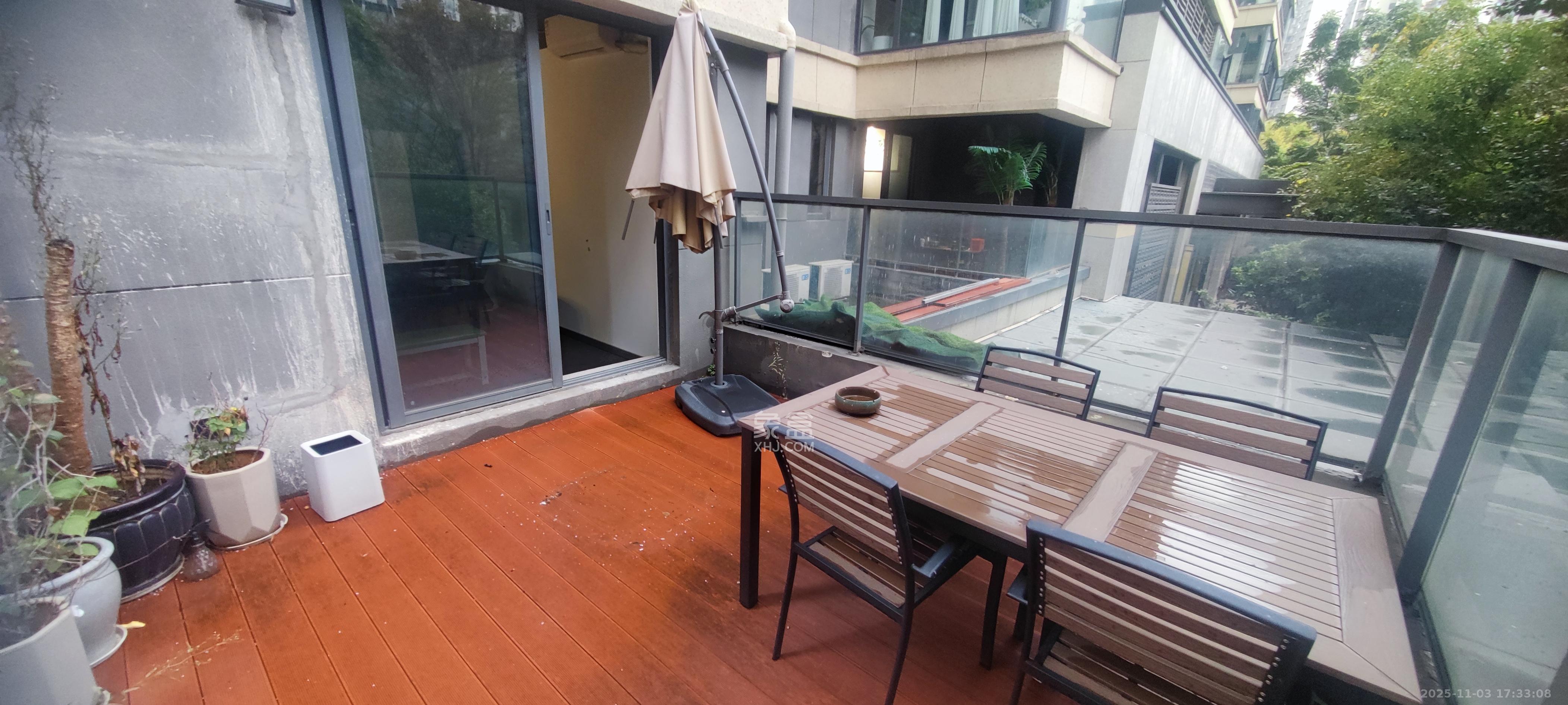 卓越浅水湾 7室2厅2卫 4500.0元/月 卓越浅水湾 7室2厅2卫 4500.0元/月室内图