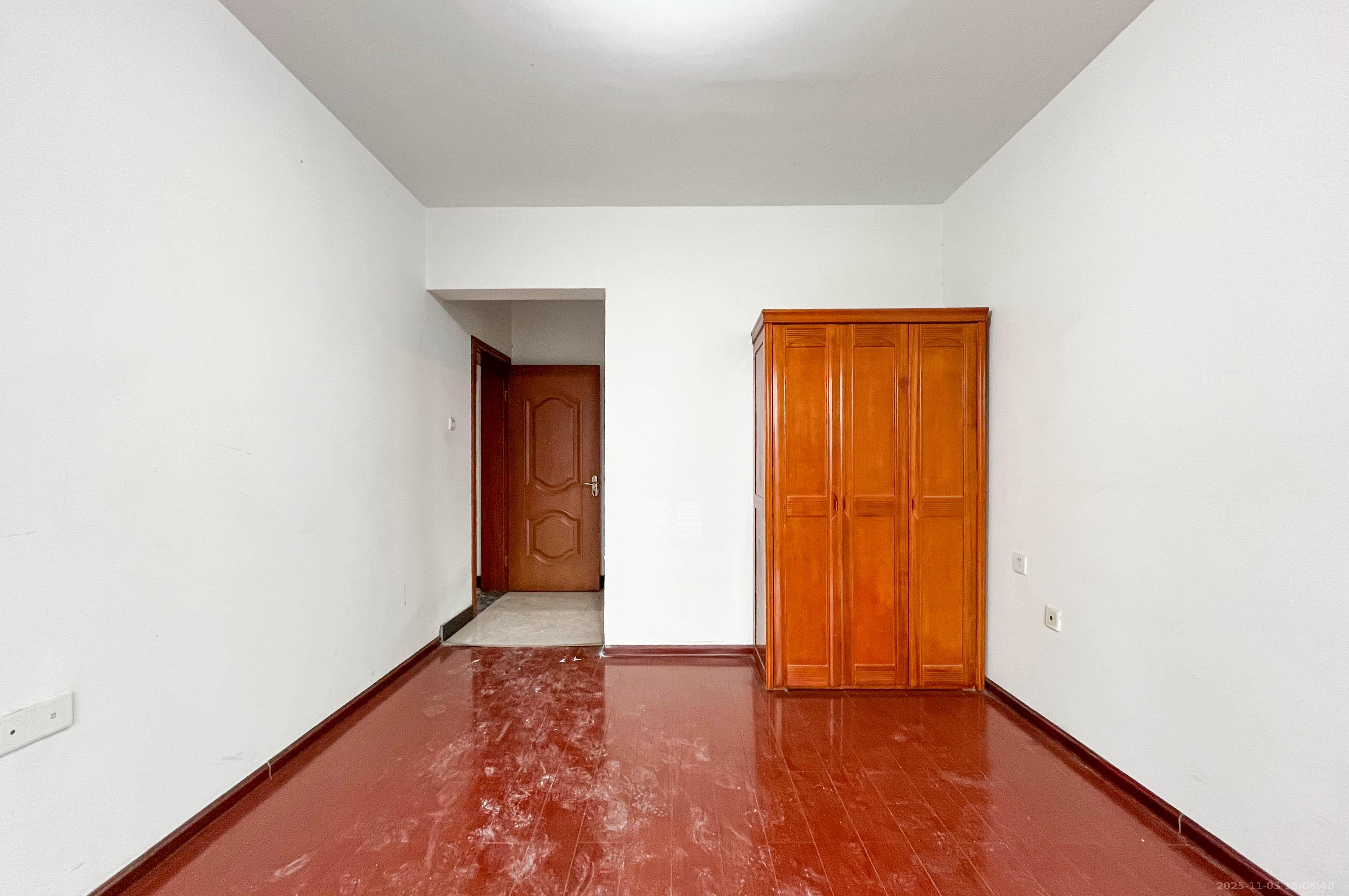 达美D6区 3室2厅2卫 76.0万 达美D6区 3室2厅2卫 76.0万其他