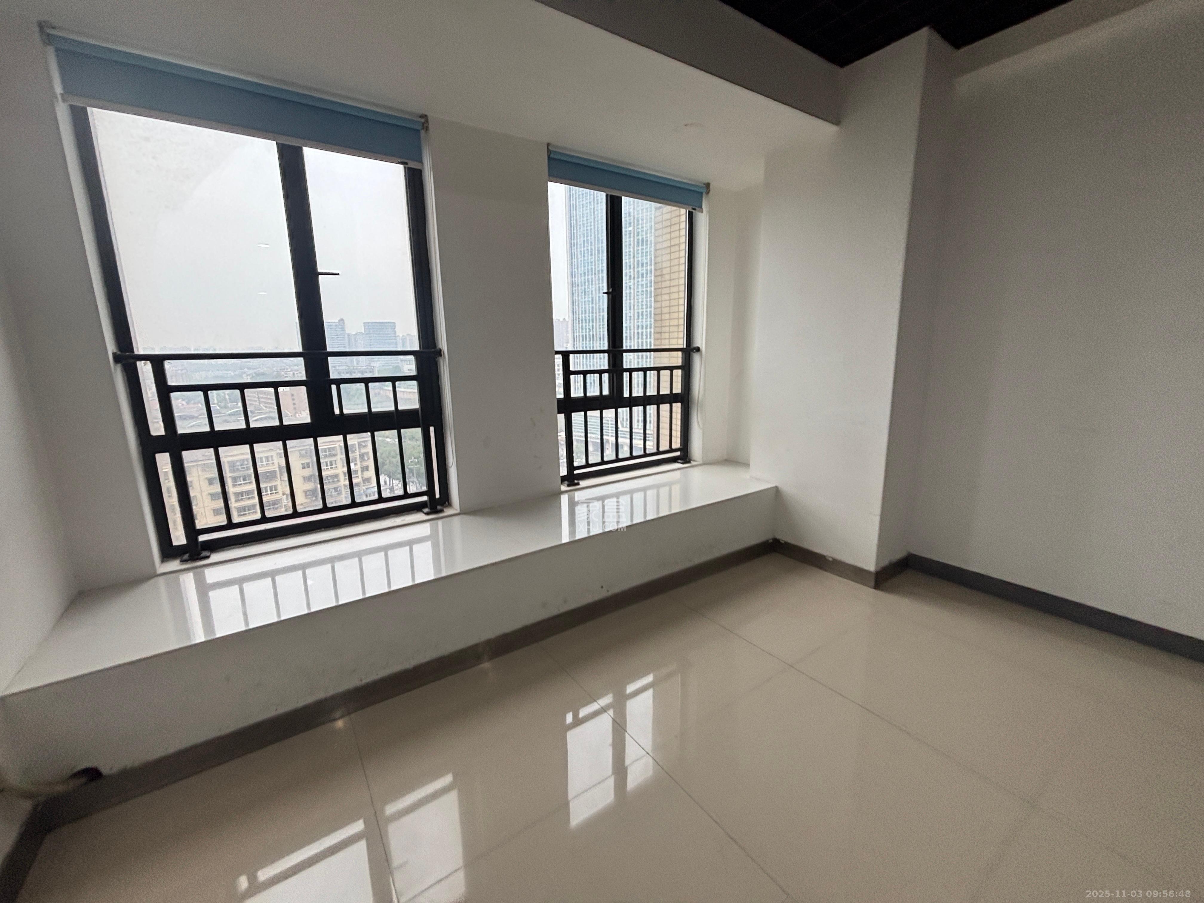 园康星都荟   45.0㎡      1350.0元/月室内图