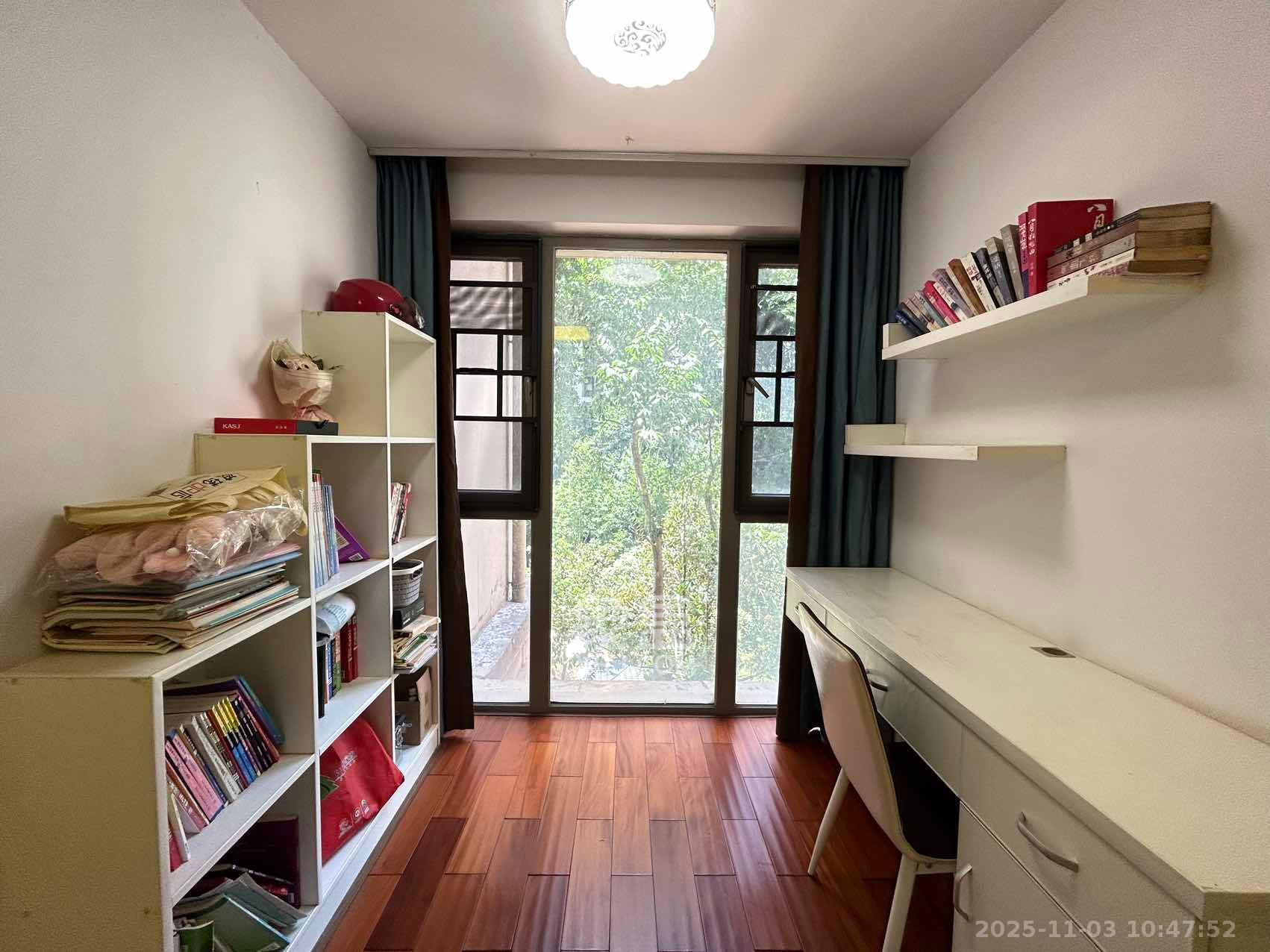 怡海星城  2室2厅1卫    1600.0元/月室内图