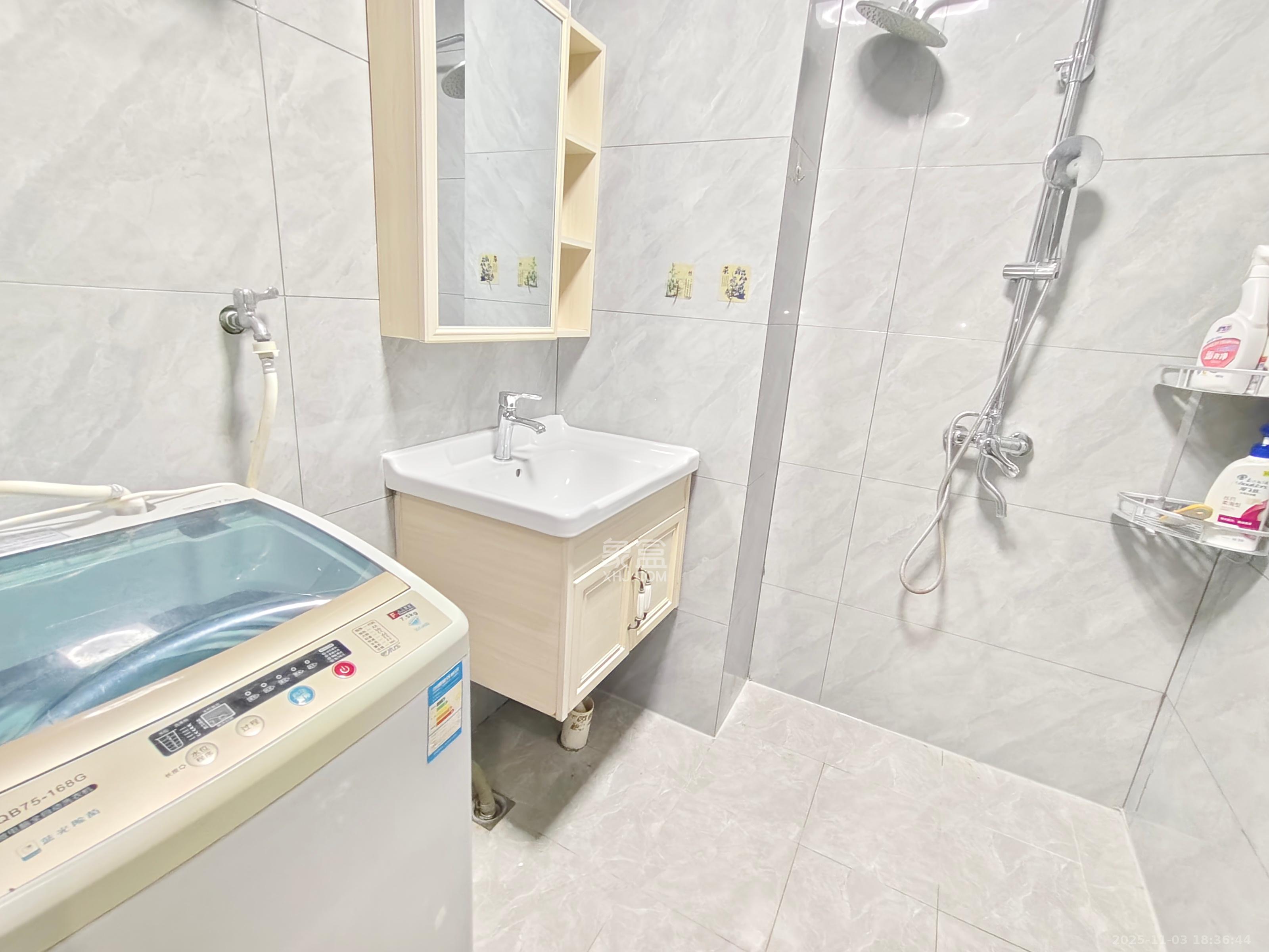 湘熙水郡(观澜海赋家园) 1室1厅1卫 1500.0元/月 湘熙水郡(观澜海赋家园) 1室1厅1卫 1500.0元/月室内图