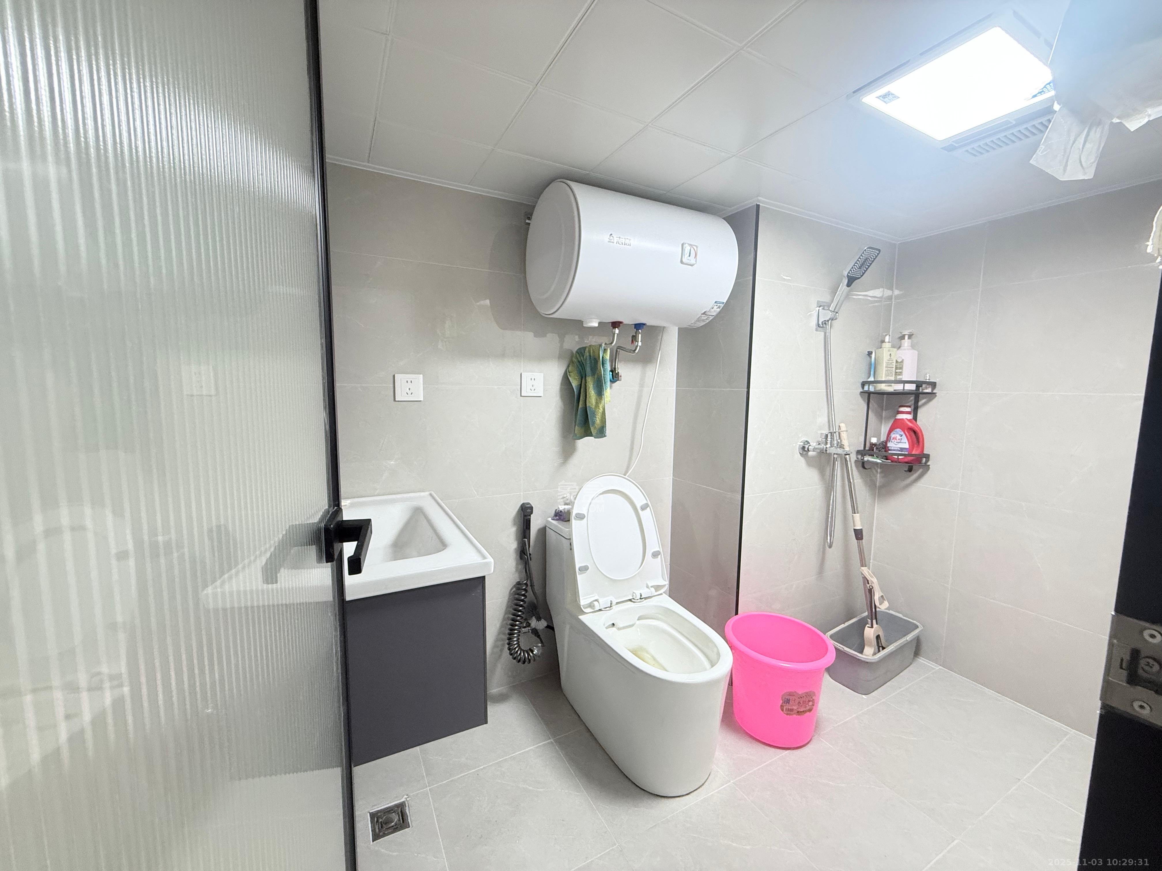 佳兆业云顶都汇  2室1厅1卫    2000.0元/月室内图