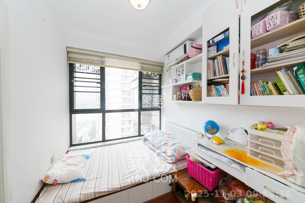 湘江雅颂居  3室2厅1卫    2500.0元/月室内图