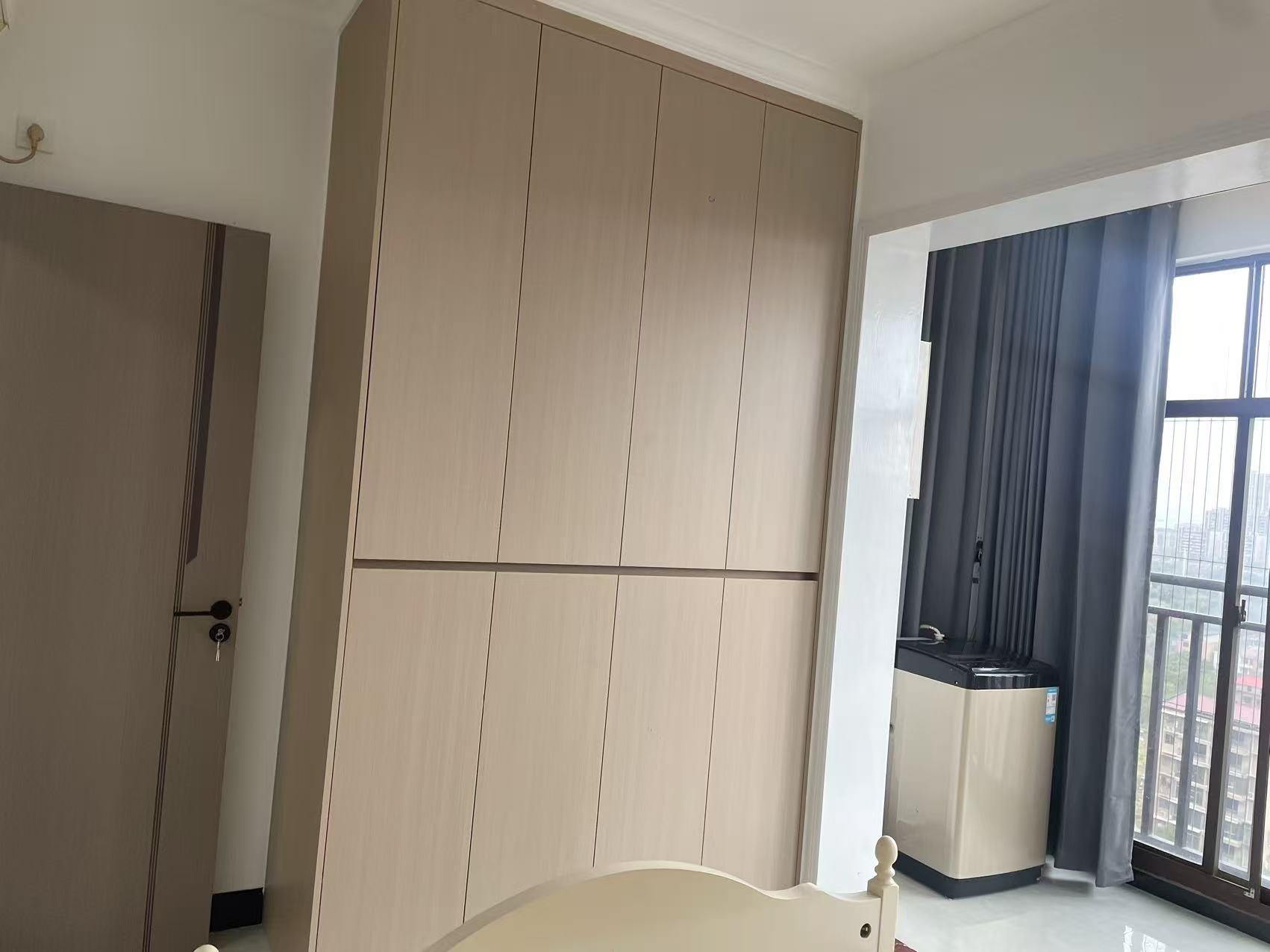 英伦首府金域豪廷  1室0厅0卫    1680.0元/月 英伦首府金域豪廷  1室0厅0卫    1680.0元/月室内图