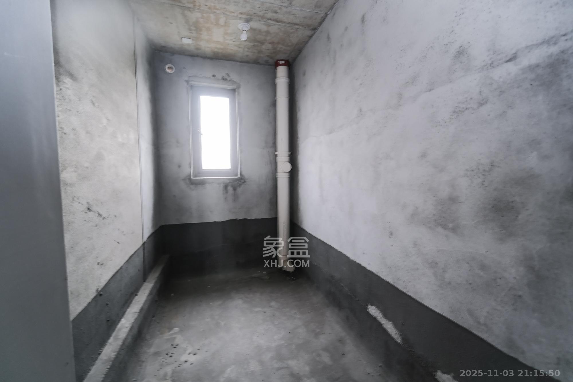 爱情公望府 4室2厅2卫 102.0万 爱情公望府 4室2厅2卫 102.0万卫生间