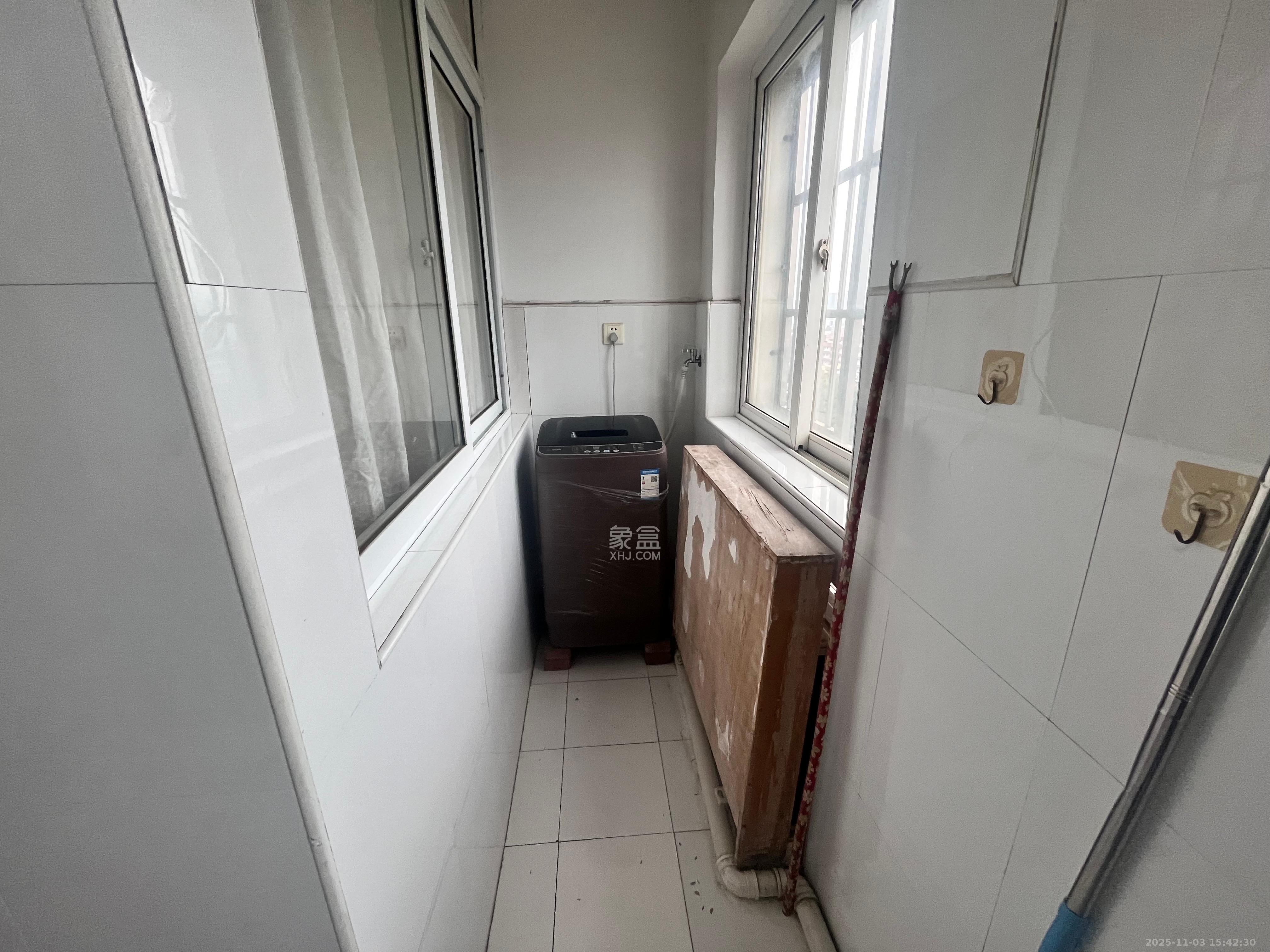 谋房博客(博客天街)  1室1厅1卫    1400.0元/月室内图