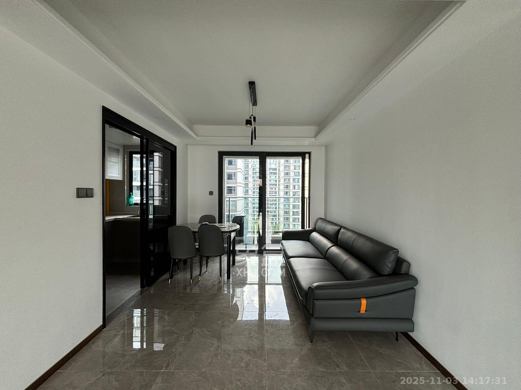 招商雍山湖 4室2厅2卫 3500.0元/月 招商雍山湖 4室2厅2卫 3500.0元/月室内图