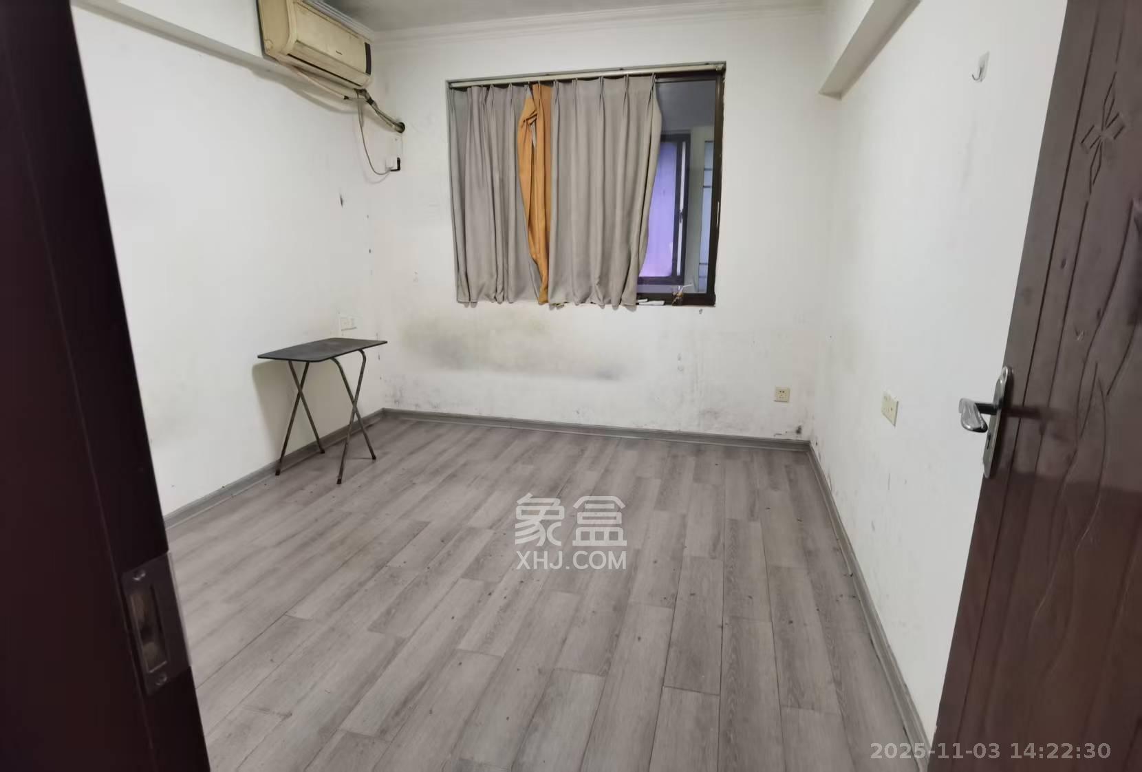 芙蓉蓉苑 2室2厅1卫 2100.0元/月 芙蓉蓉苑 2室2厅1卫 2100.0元/月室内图