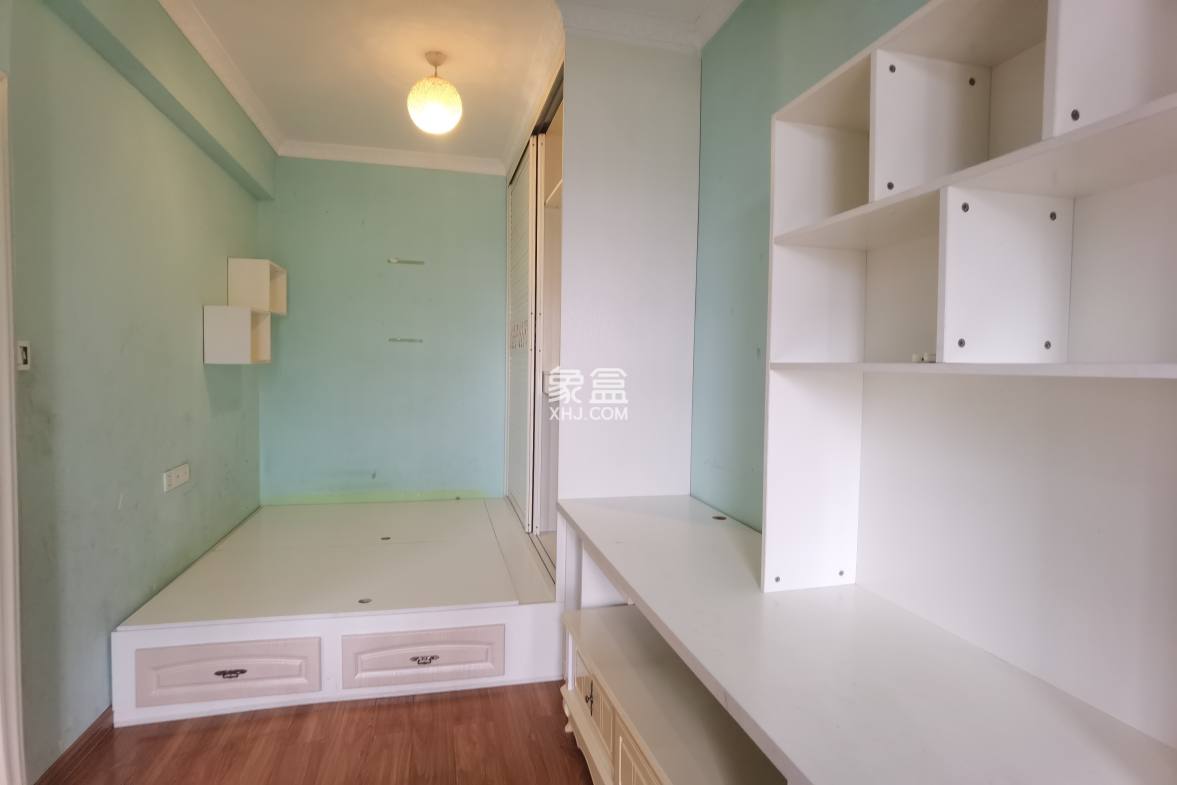 景明佳园 2室1厅1卫 32.8万 景明佳园 2室1厅1卫 32.8万客厅