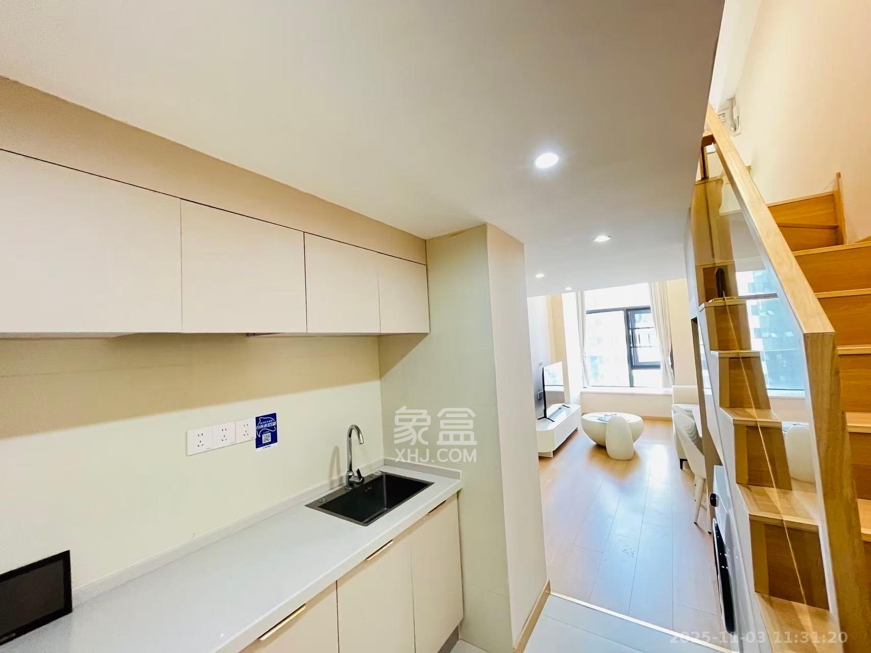 时代MOMA云PARK 1室0厅0卫 2000.0元/月 时代MOMA云PARK 1室0厅0卫 2000.0元/月室内图