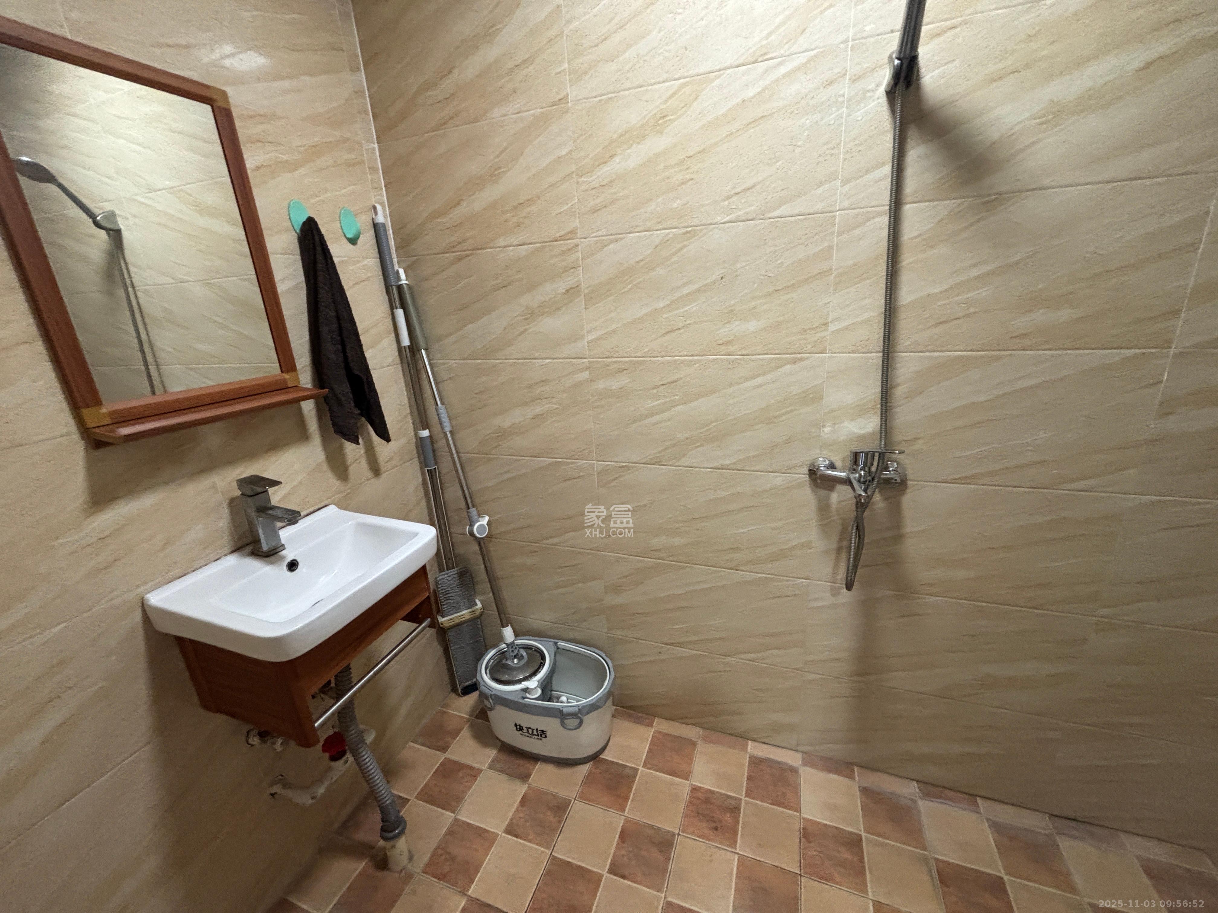 园康星都荟   45.0㎡      1350.0元/月室内图