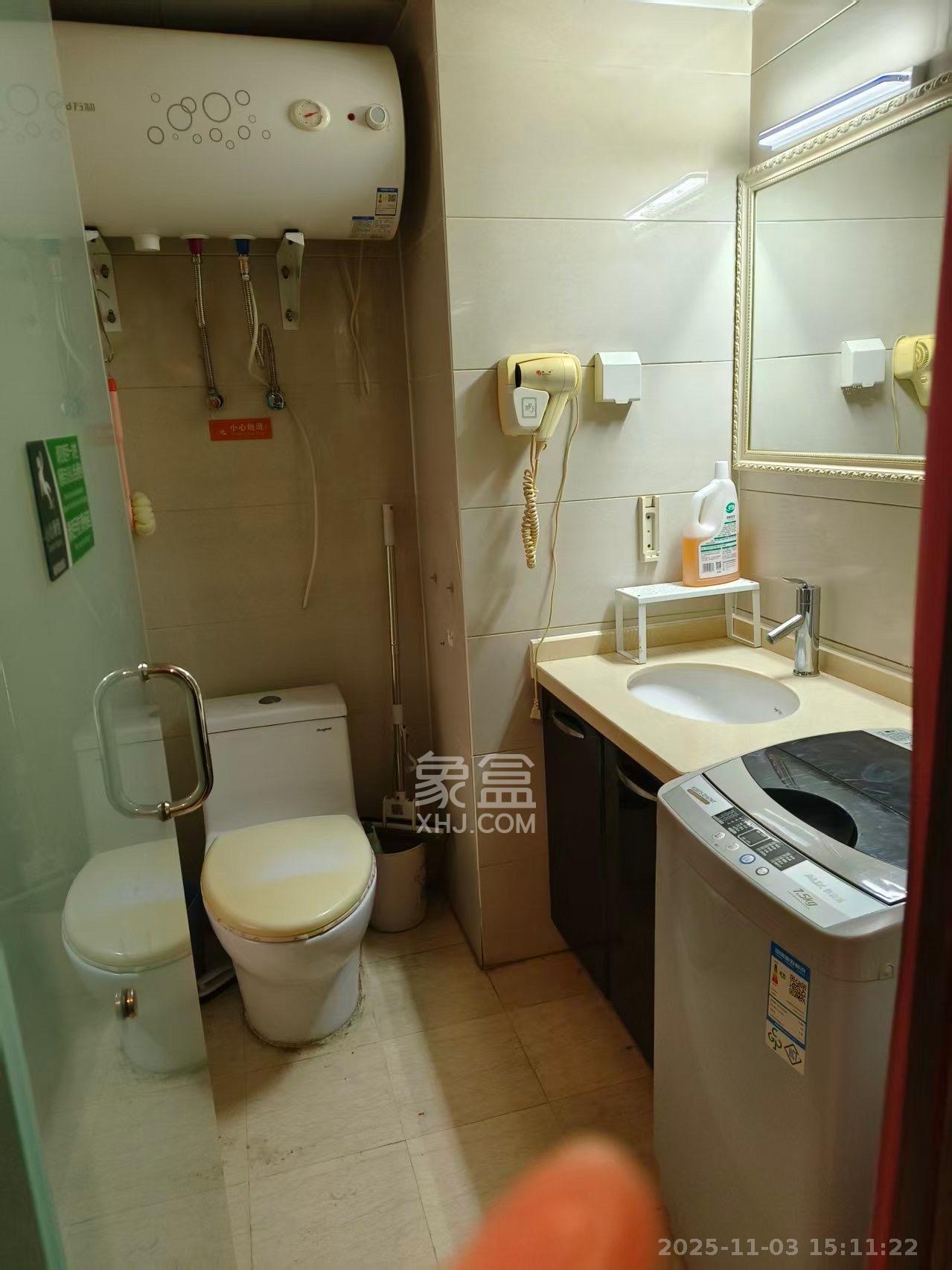 湘腾城市广场 1室1厅1卫 1500.0元/月 湘腾城市广场 1室1厅1卫 1500.0元/月室内图