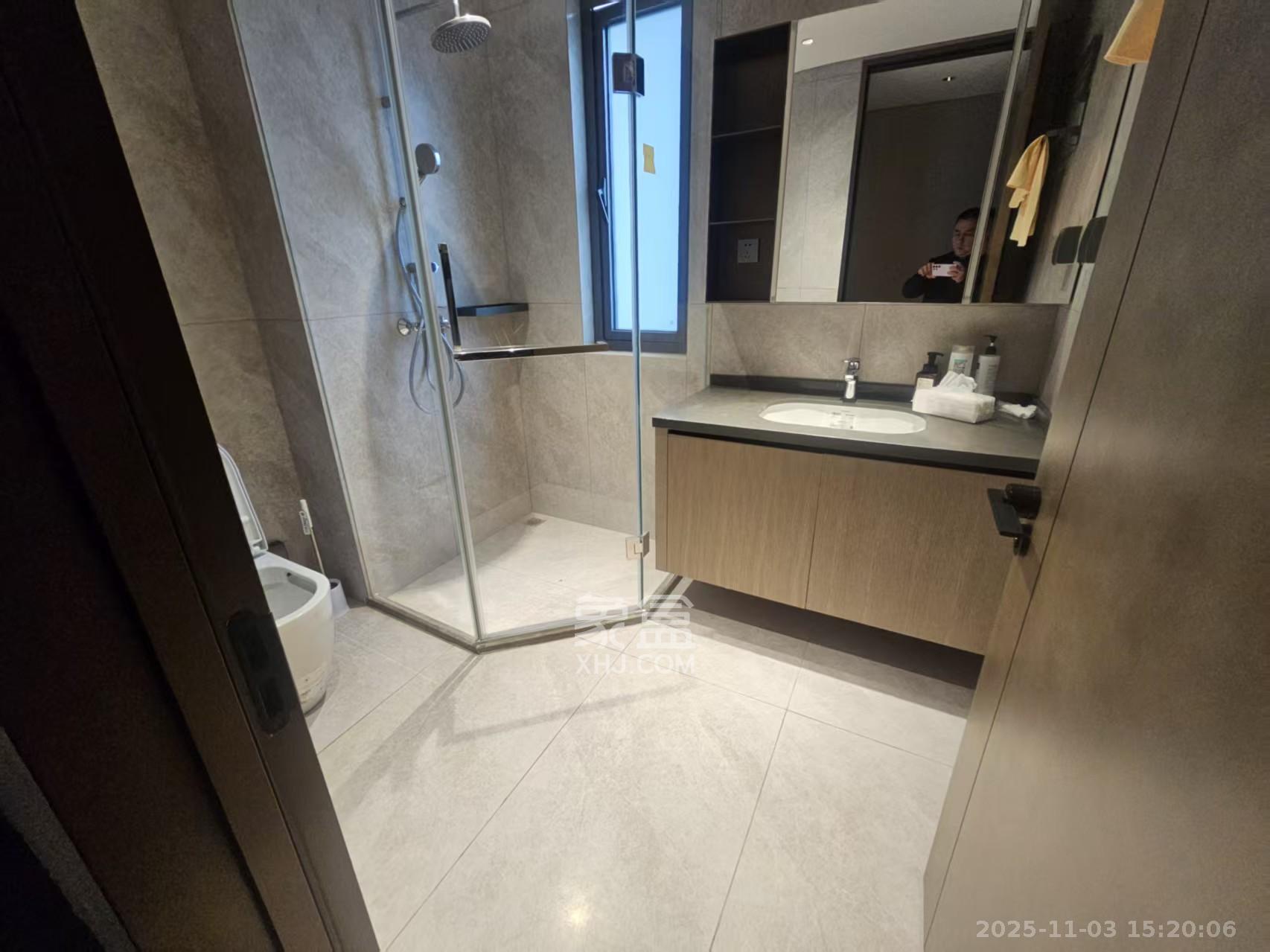 长沙悦府（华润万象城）  4室2厅3卫    12500.0元/月室内图