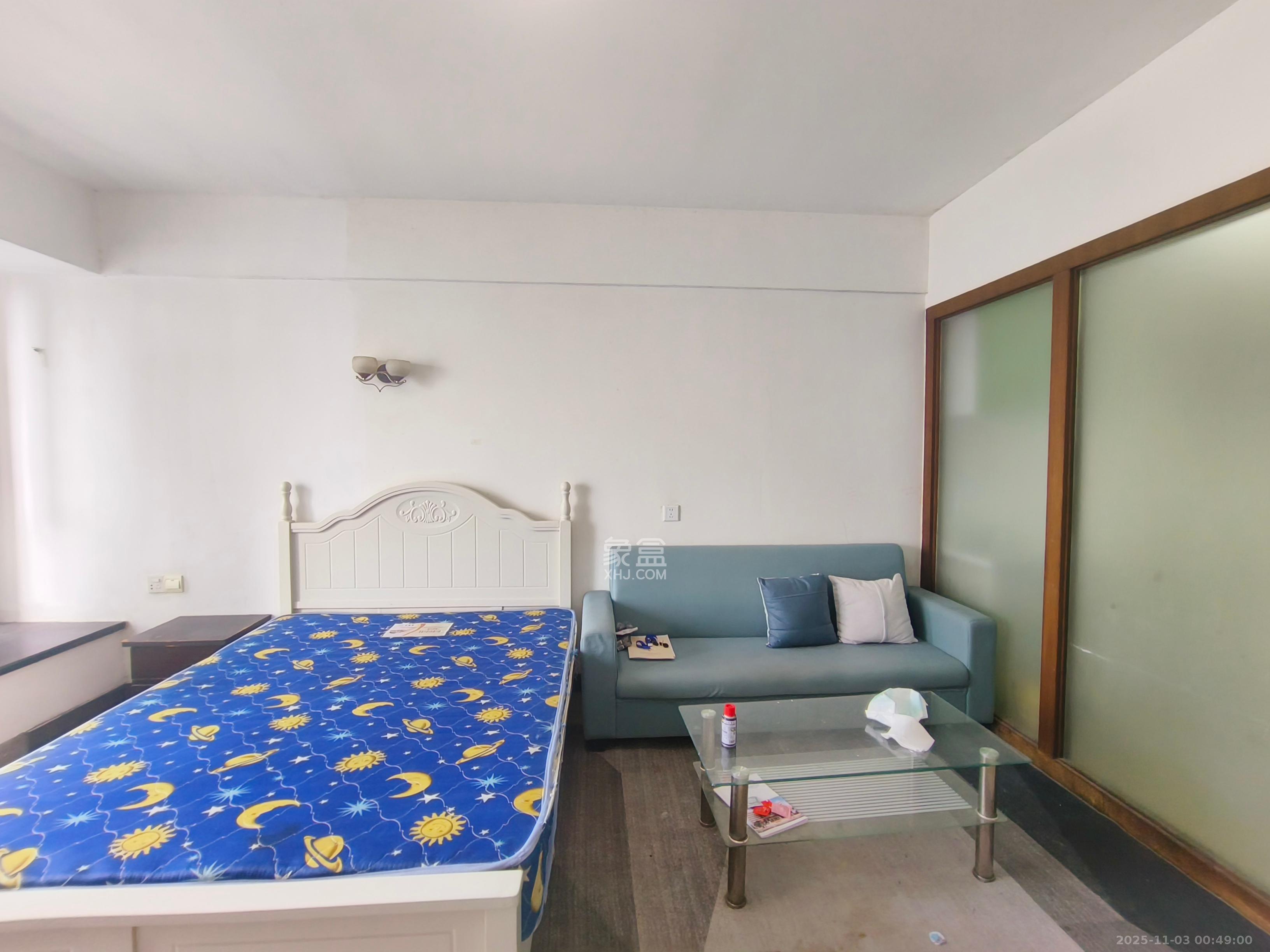 三万英尺  1室1厅1卫    1400.0元/月 三万英尺  1室1厅1卫    1400.0元/月室内图