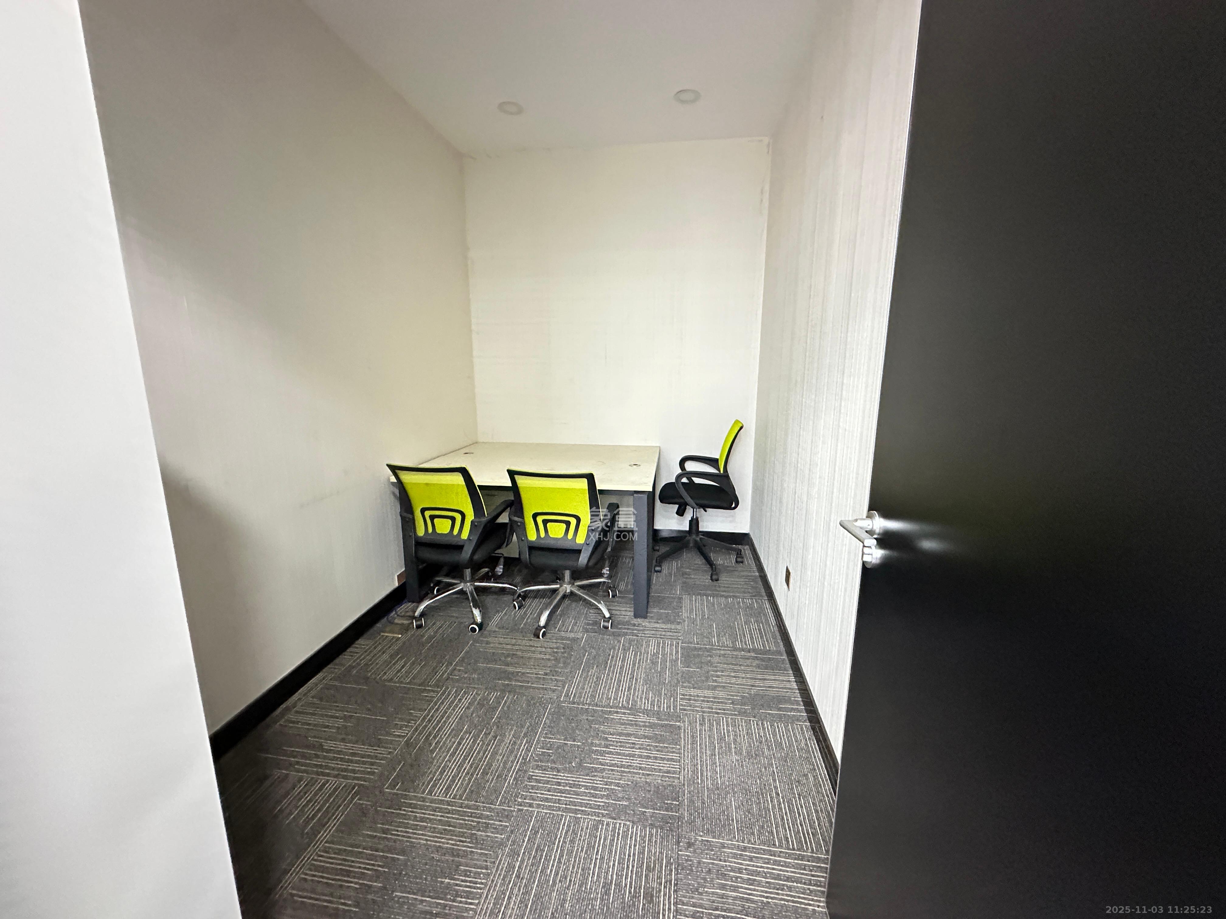 保利国际广场   81.09㎡      8000.0元/月室内图