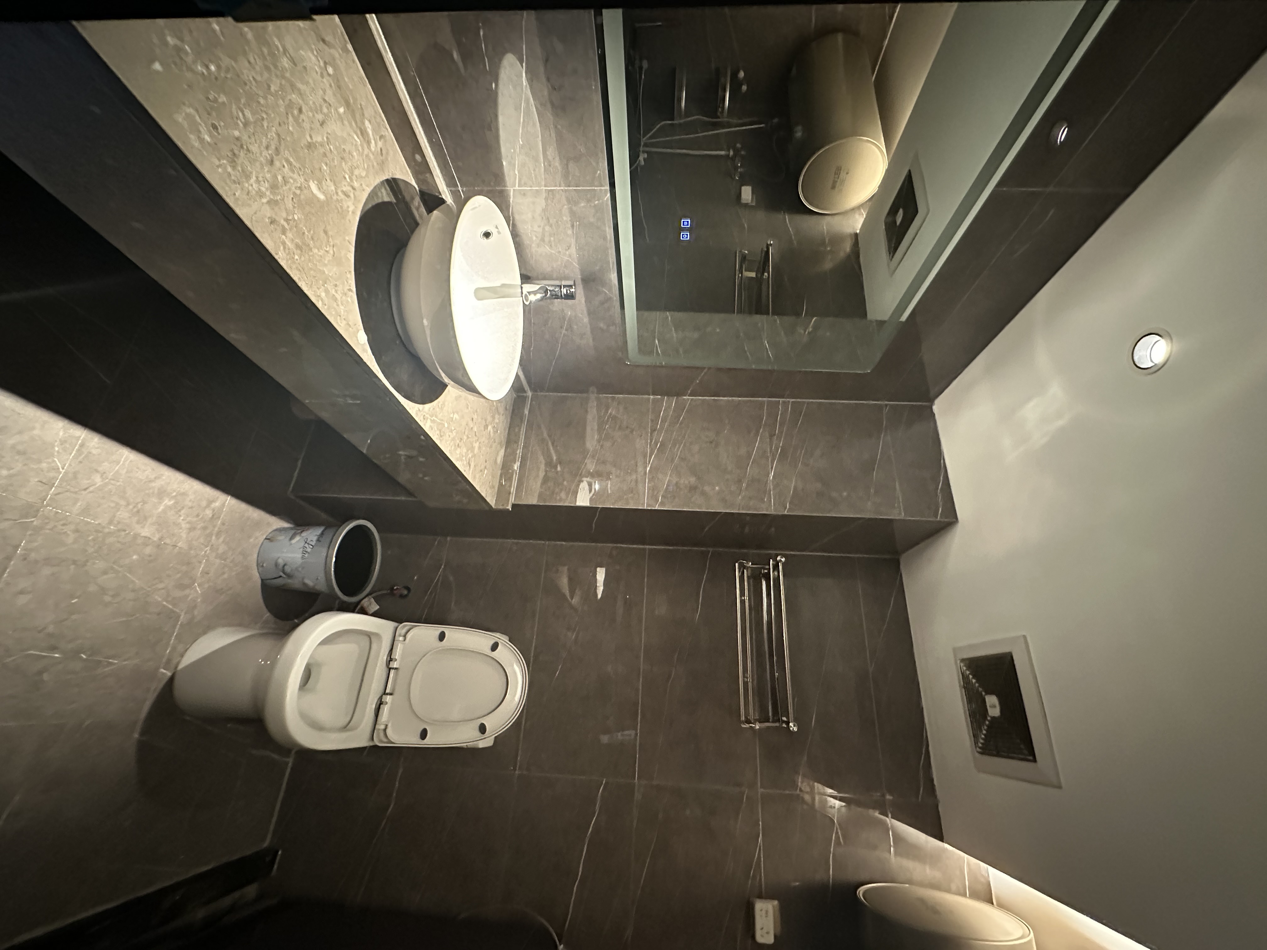 江岸公馆  1室0厅0卫    1700.0元/月 江岸公馆  1室0厅0卫    1700.0元/月室内图