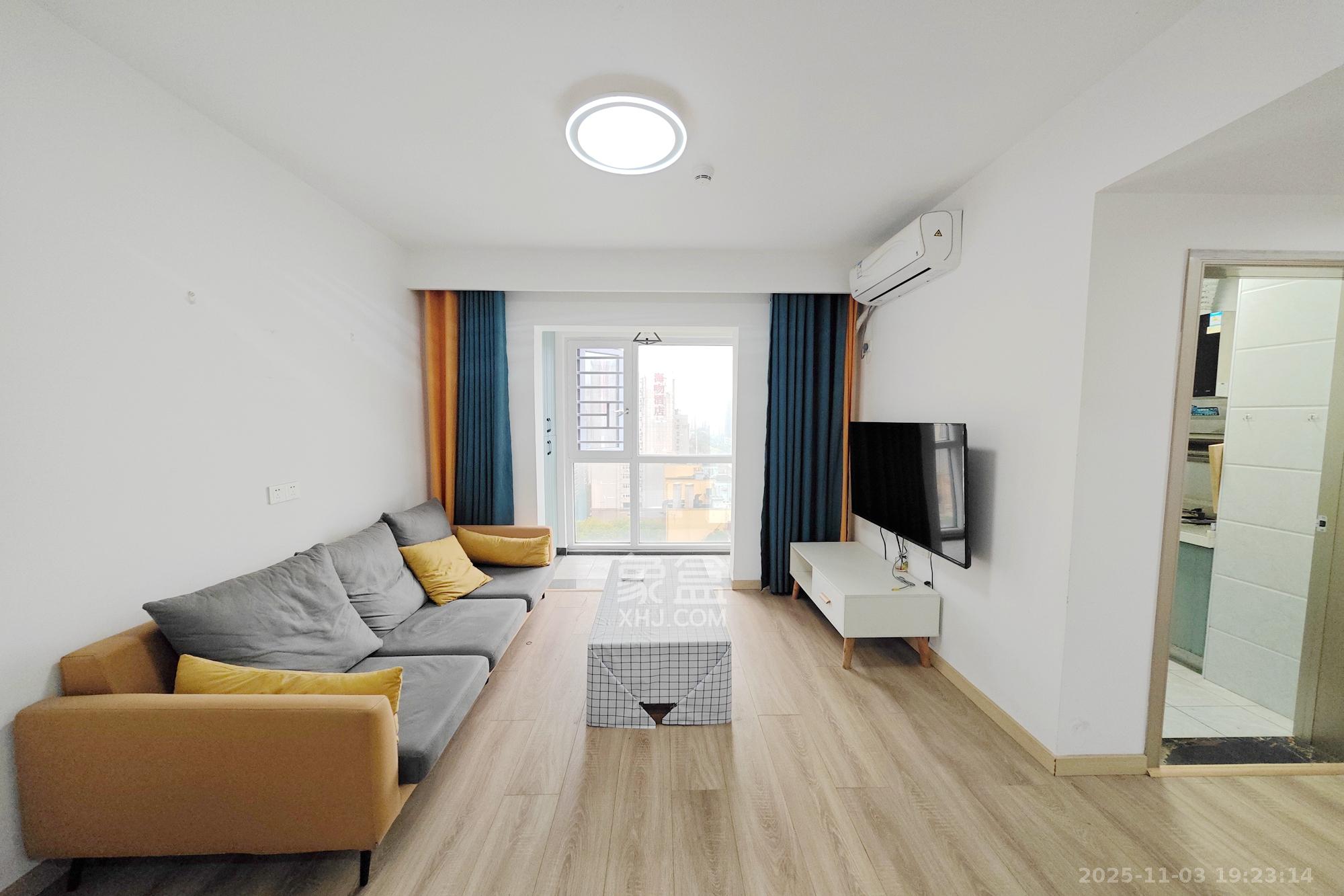 美林美寓 2室1厅1卫 76.0万 美林美寓 2室1厅1卫 76.0万客厅