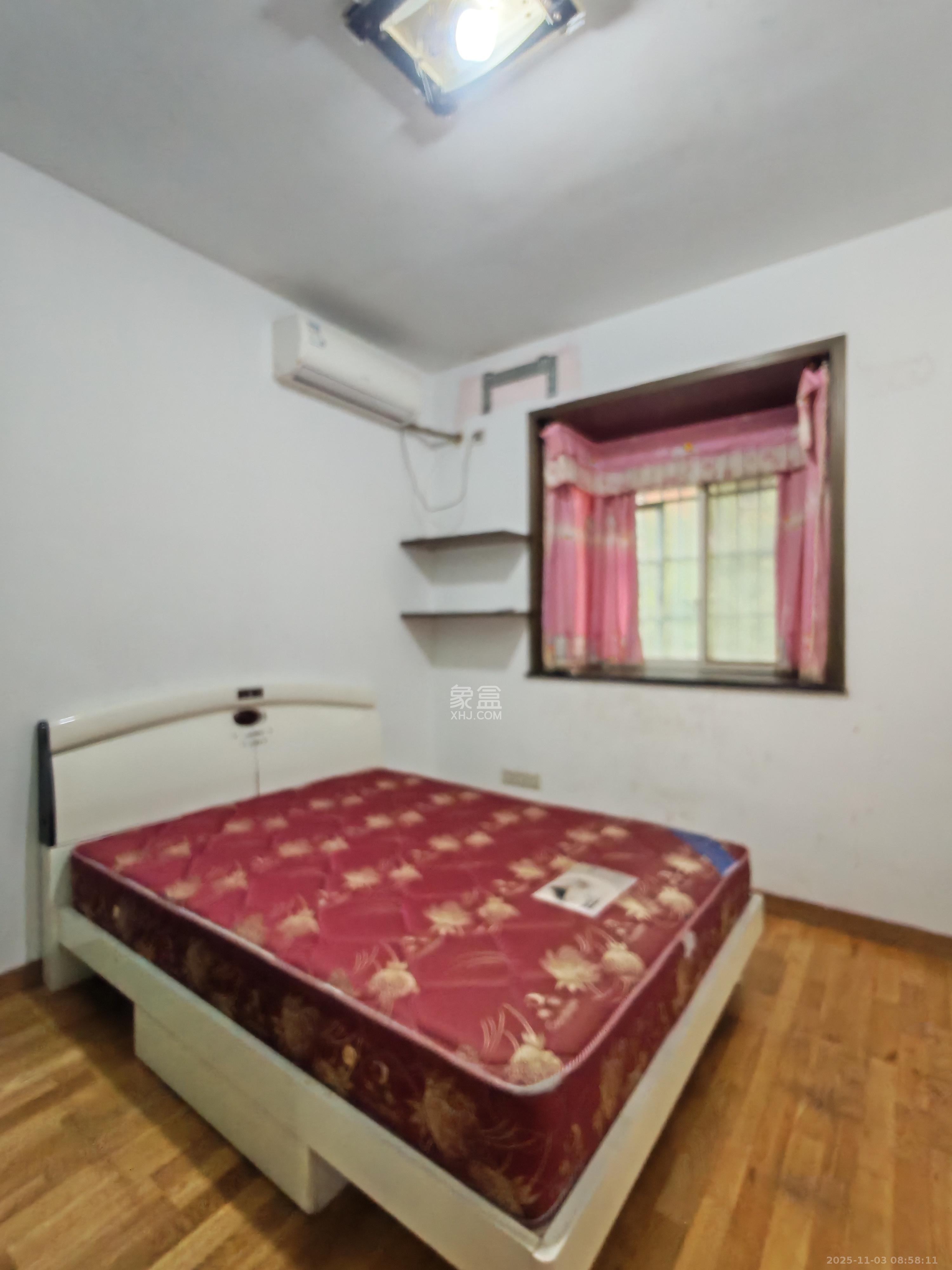 东城名苑  3室2厅2卫    1500.0元/月室内图