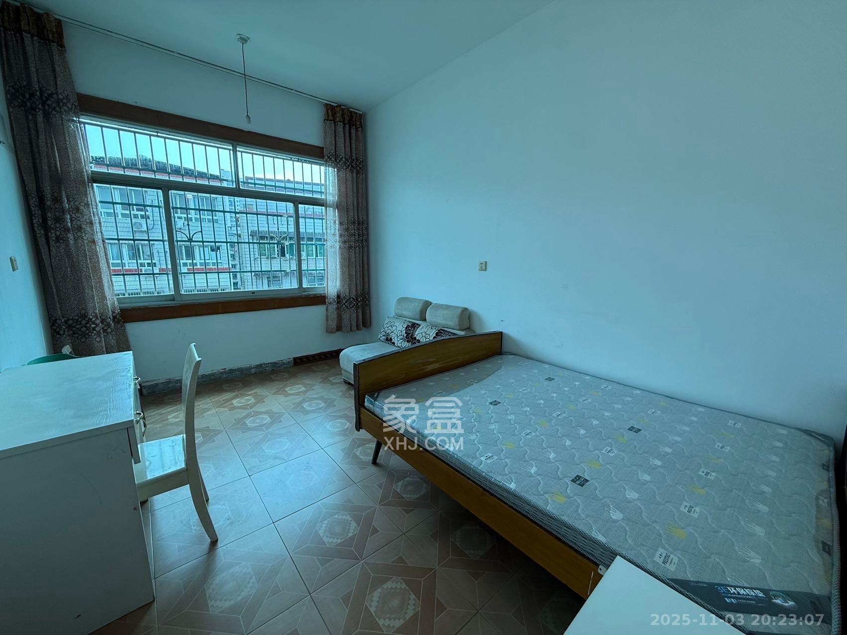 洞井生产安置小区(洞井新兴安置小区) 1室0厅0卫 1200.0元/月 洞井生产安置小区(洞井新兴安置小区) 1室0厅0卫 1200.0元/月室内图