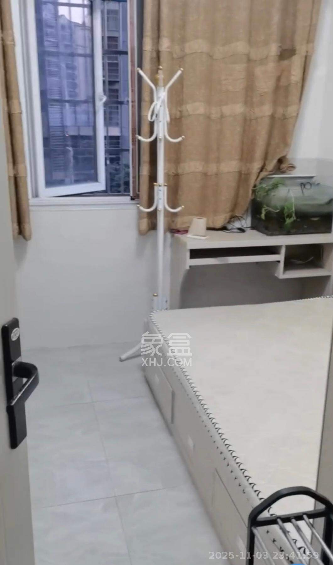 朝正美苑 1室0厅1卫 700.0元/月 朝正美苑 1室0厅1卫 700.0元/月室内图