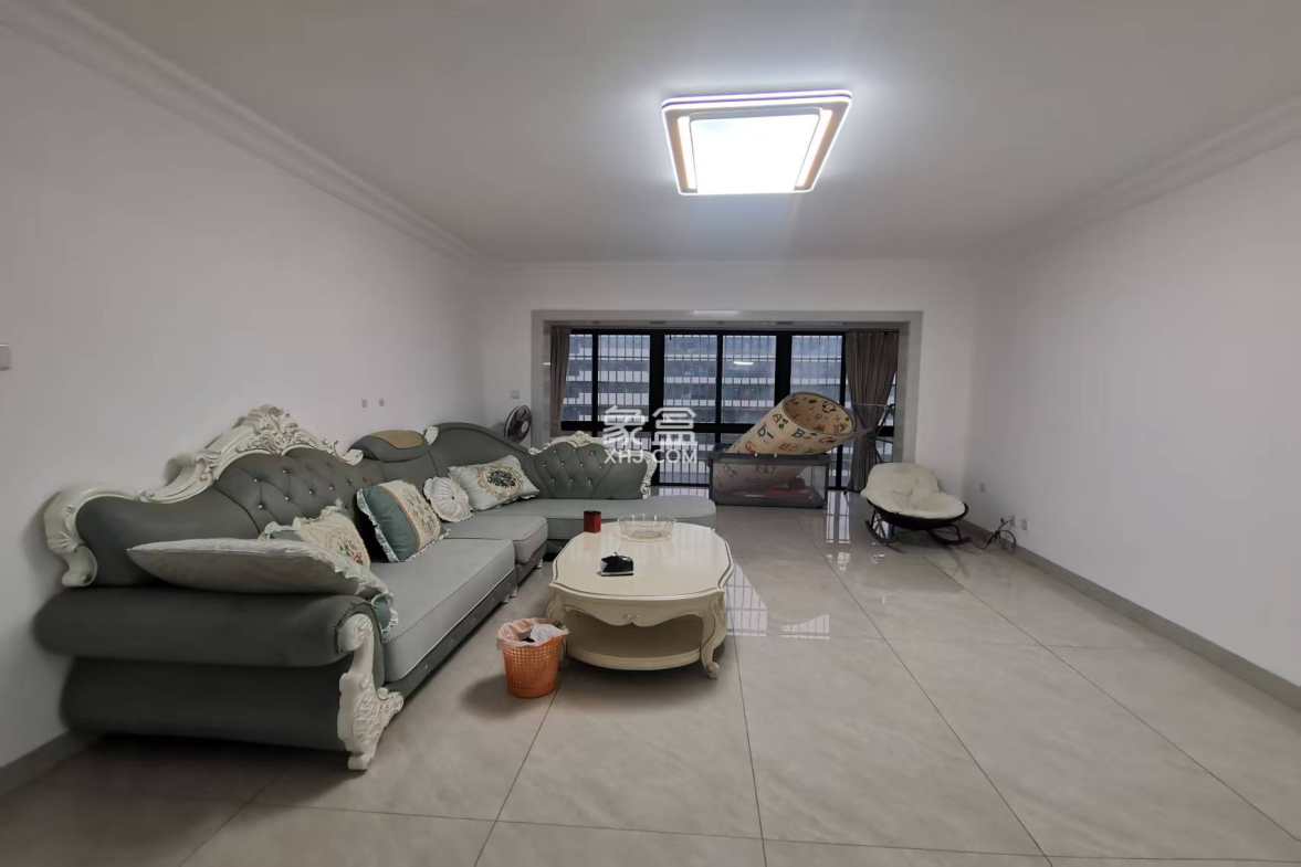 海航城 4室2厅2卫 3000.0元/月 海航城 4室2厅2卫 3000.0元/月室内图