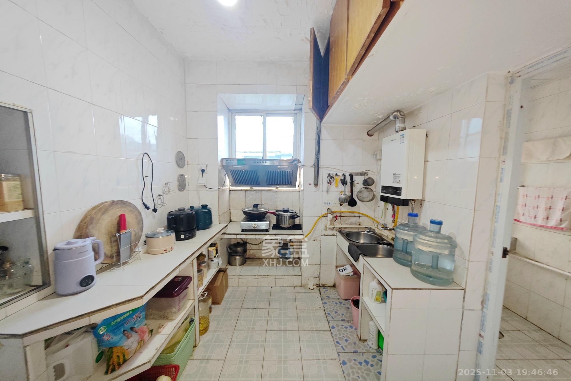 左家塘二建 1室1厅1卫 26.8万 左家塘二建 1室1厅1卫 26.8万厨房