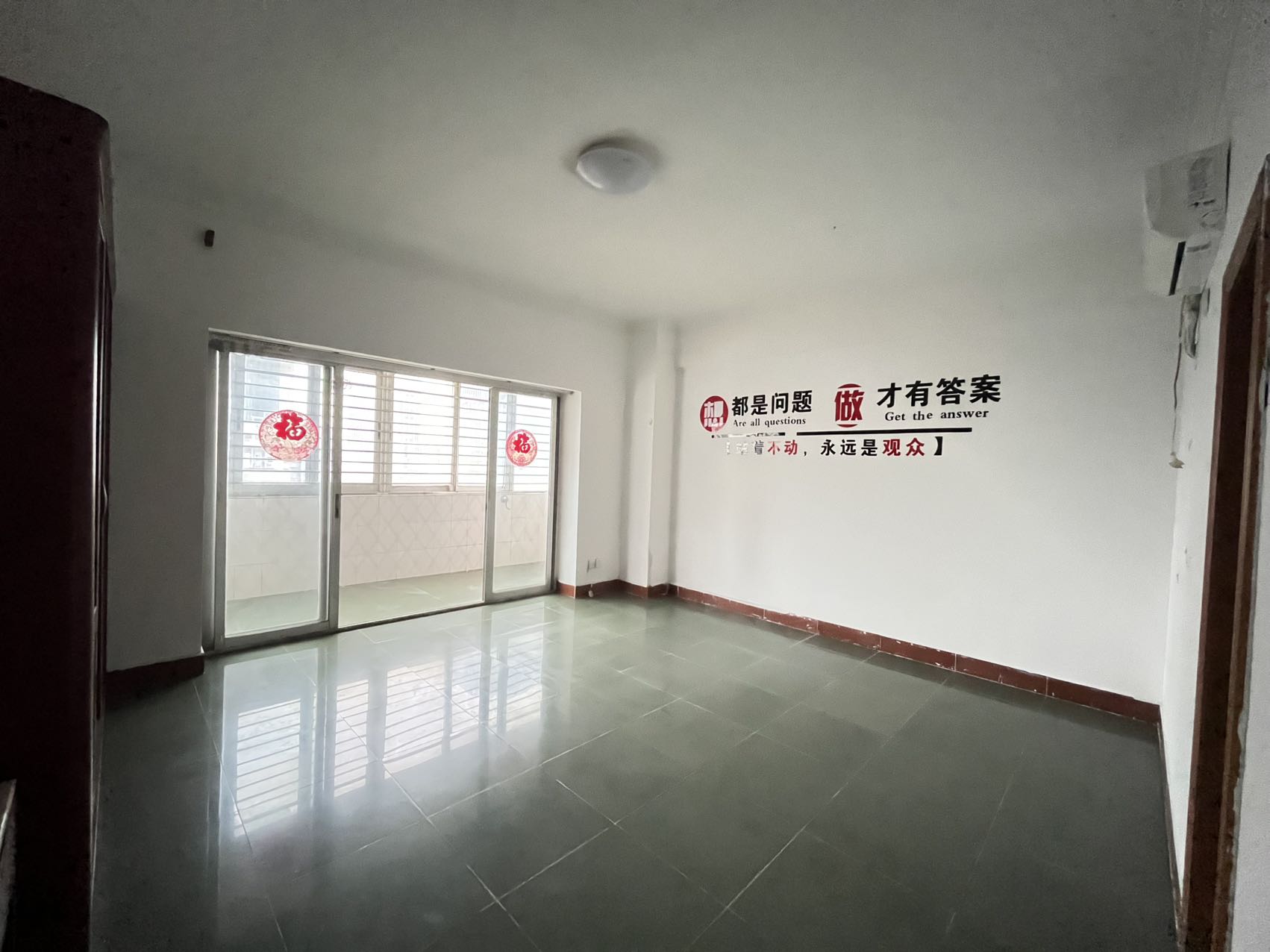 金融花园  4室2厅2卫    2400.0元/月室内图