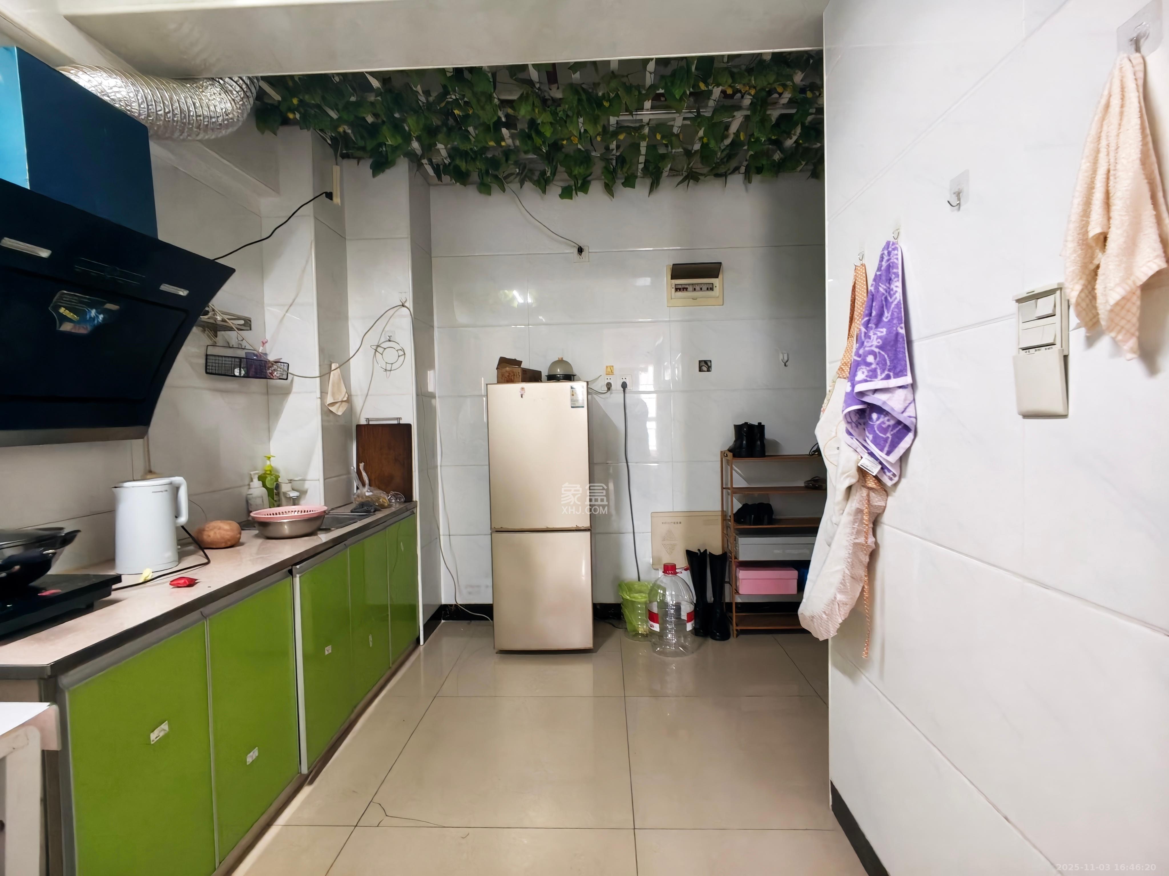 MOMA当代广场  1室1厅1卫    1400.0元/月室内图