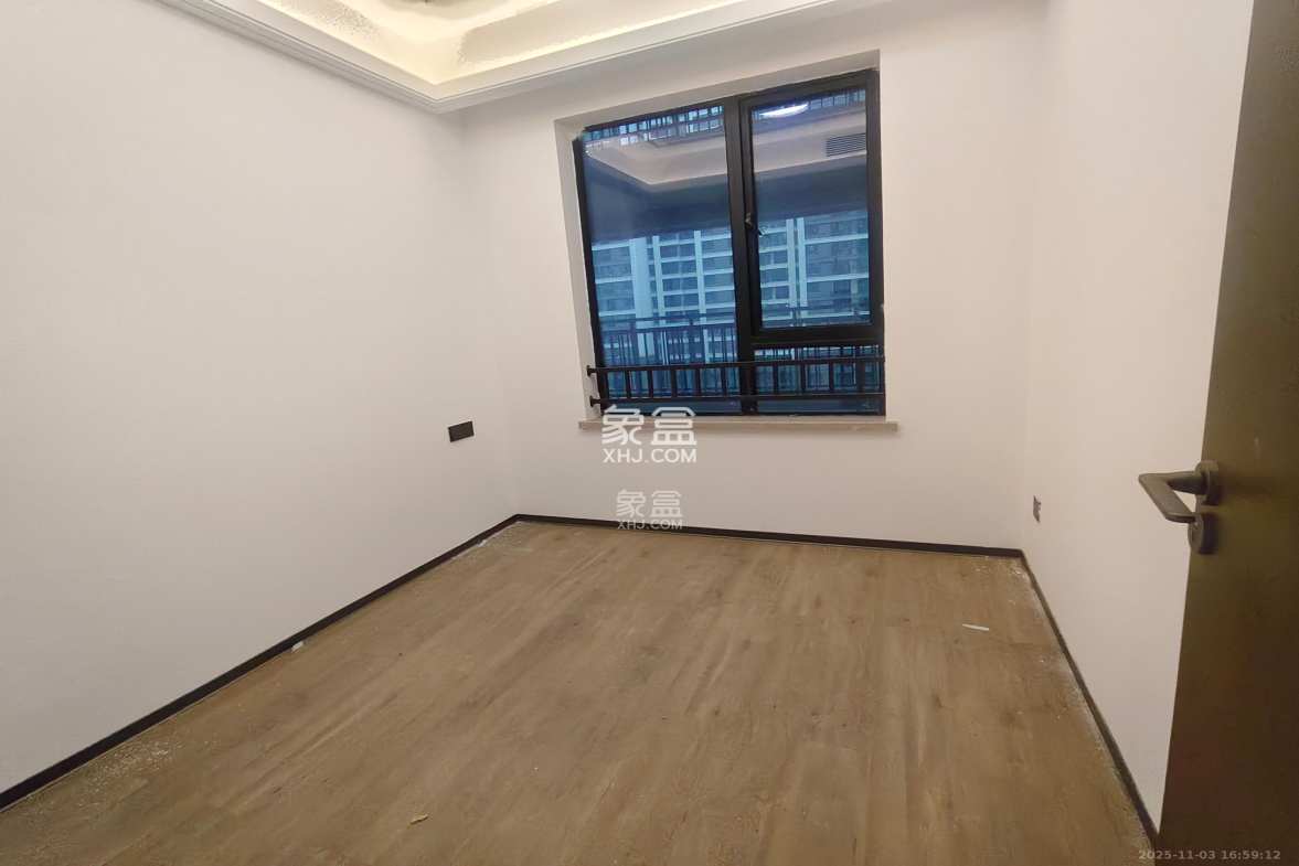 荣盛锦绣学府 4室2厅2卫 2000.0元/月 荣盛锦绣学府 4室2厅2卫 2000.0元/月室内图