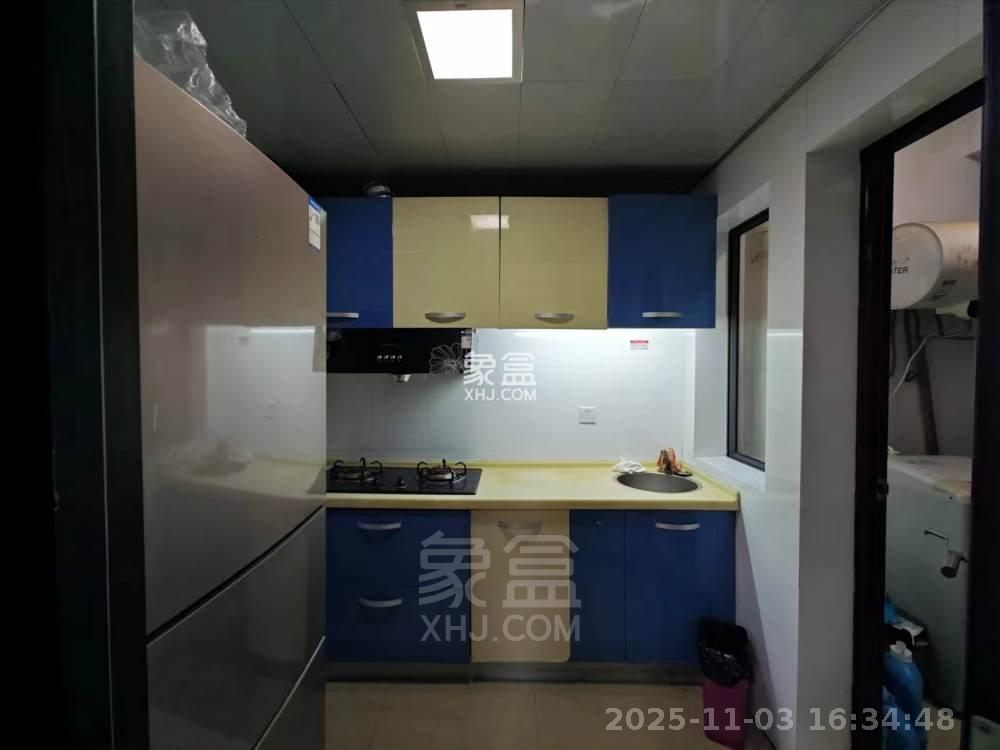 城市风景 2室1厅1卫 1500.0元/月 城市风景 2室1厅1卫 1500.0元/月室内图