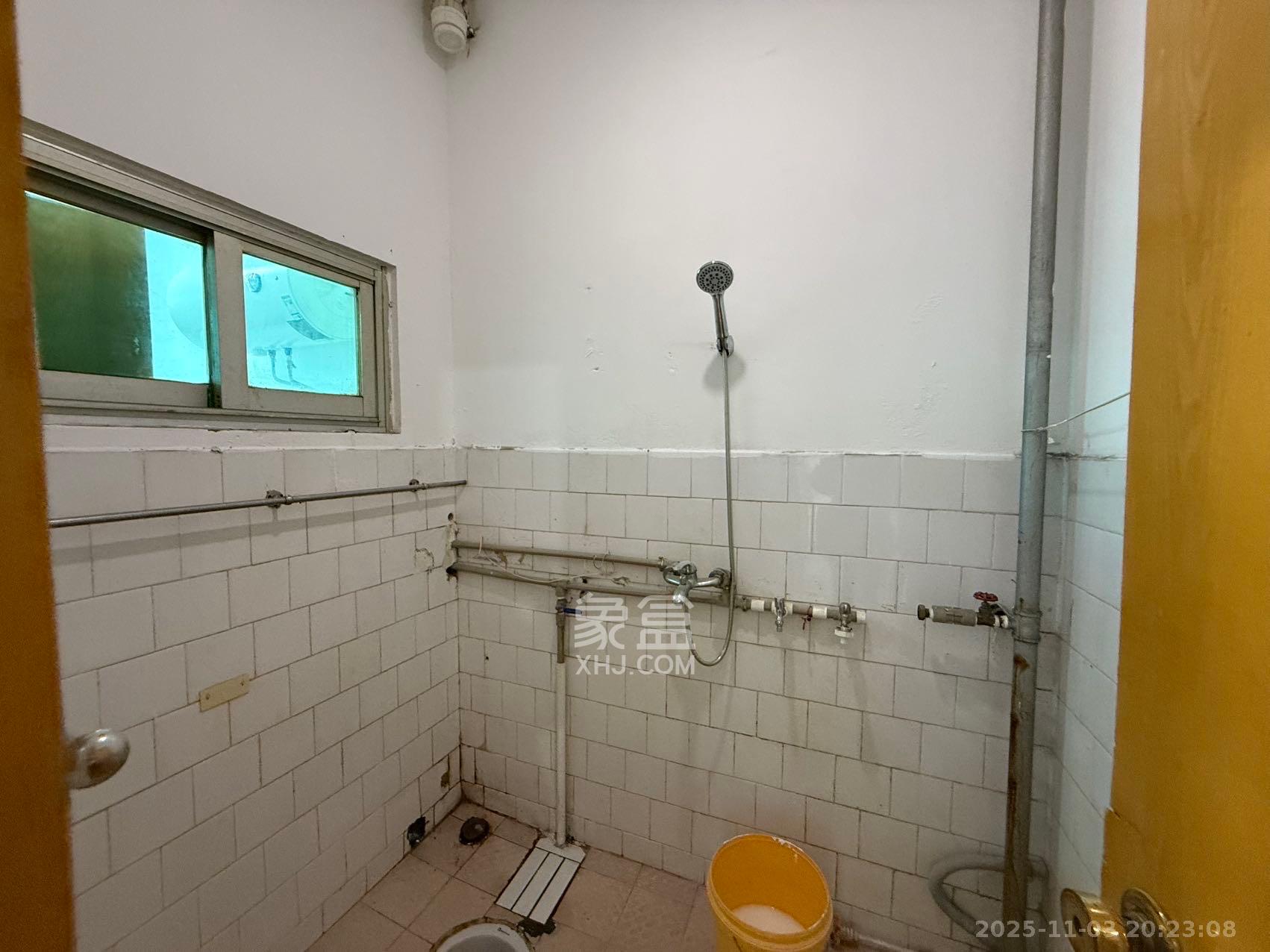 洞井生产安置小区(洞井新兴安置小区) 1室0厅0卫 1200.0元/月 洞井生产安置小区(洞井新兴安置小区) 1室0厅0卫 1200.0元/月室内图